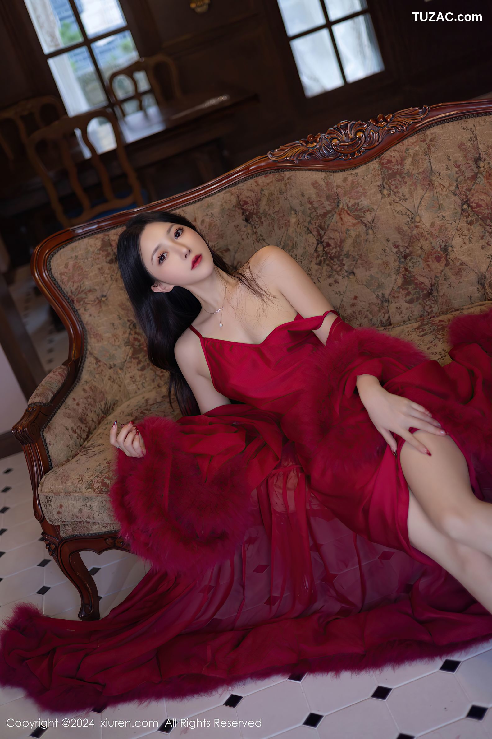 XiuRen秀人网-9422-鱼子酱Fish-红色礼服裙珠链丁字裤-2024.11.08