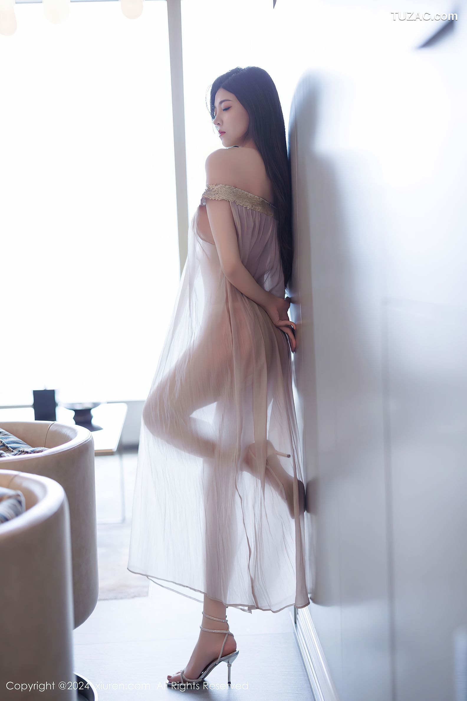 XiuRen秀人网-9426-初梦瑶-透视白纱长裙绝美身材-2024.11.11