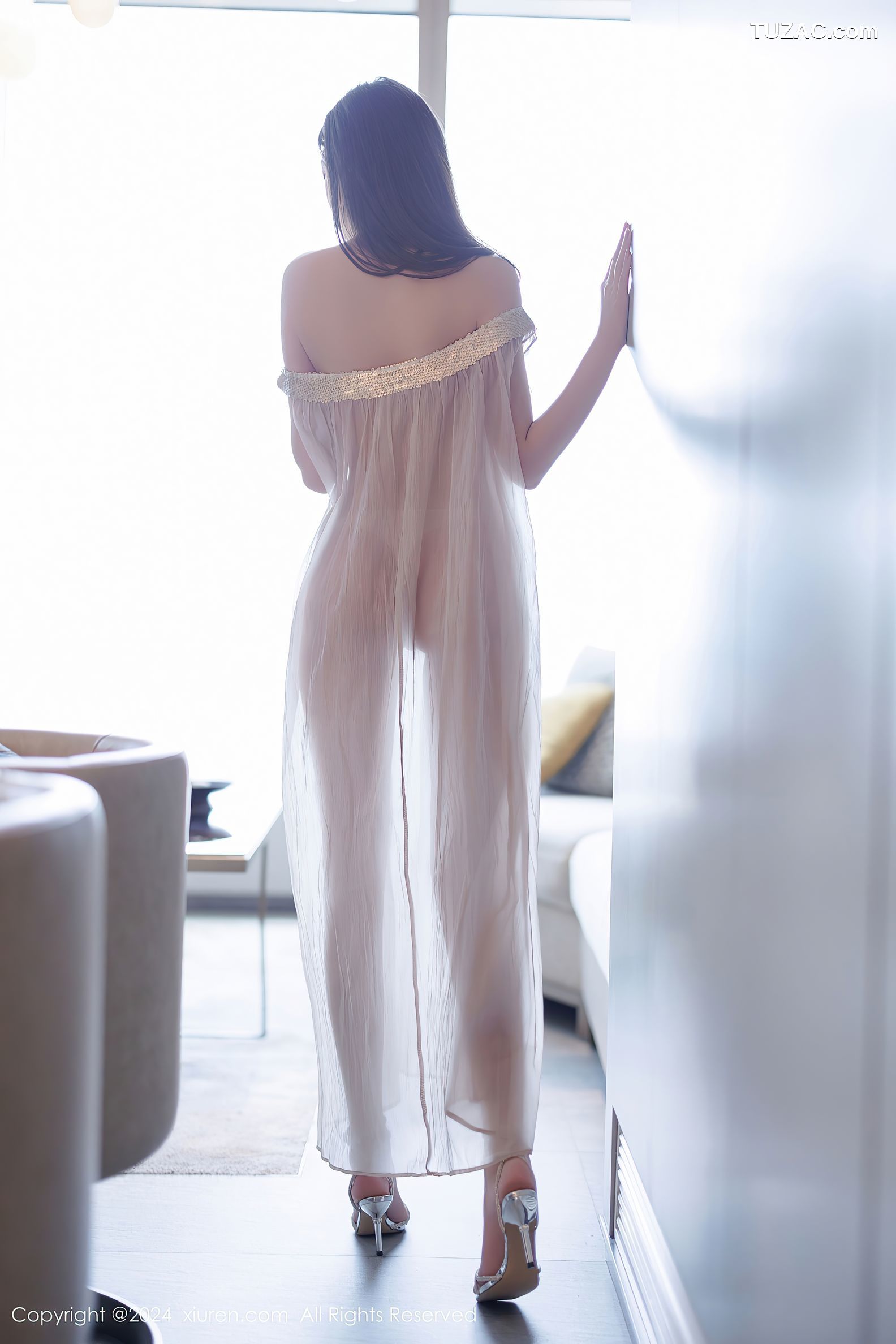 XiuRen秀人网-9426-初梦瑶-透视白纱长裙绝美身材-2024.11.11