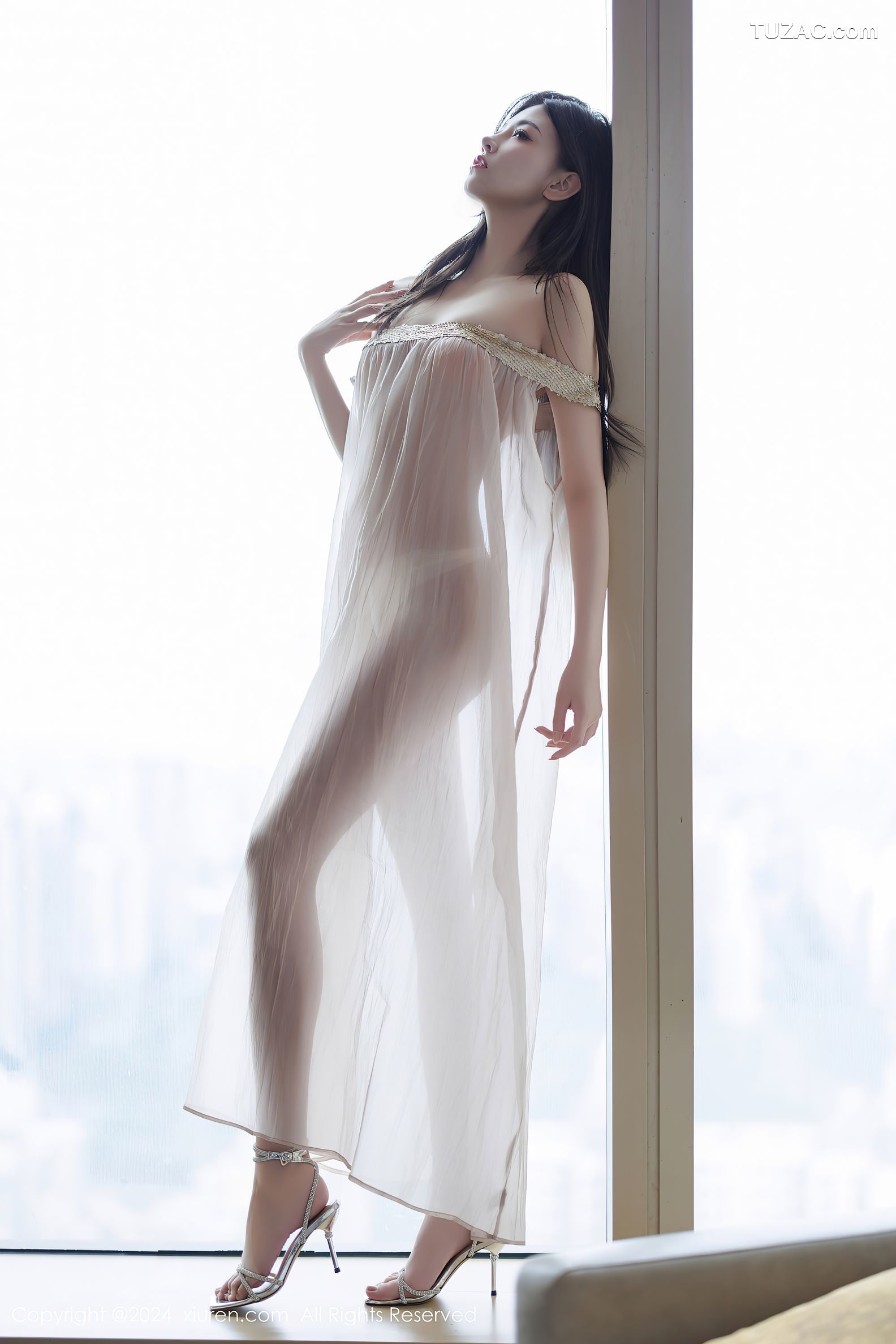 XiuRen秀人网-9426-初梦瑶-透视白纱长裙绝美身材-2024.11.11