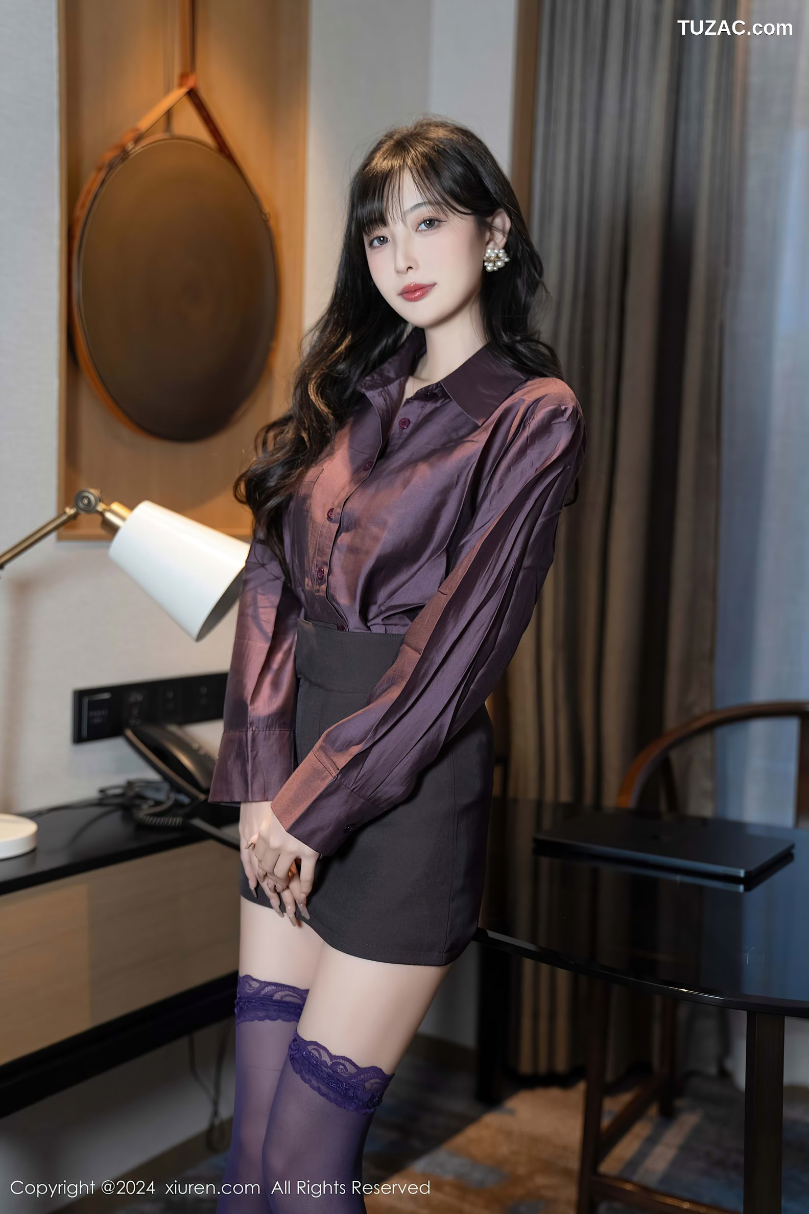 XiuRen秀人网-9428-林星阑-OL暗紫色衬衫黑短裙紫色蕾丝内衣-2024.11.11