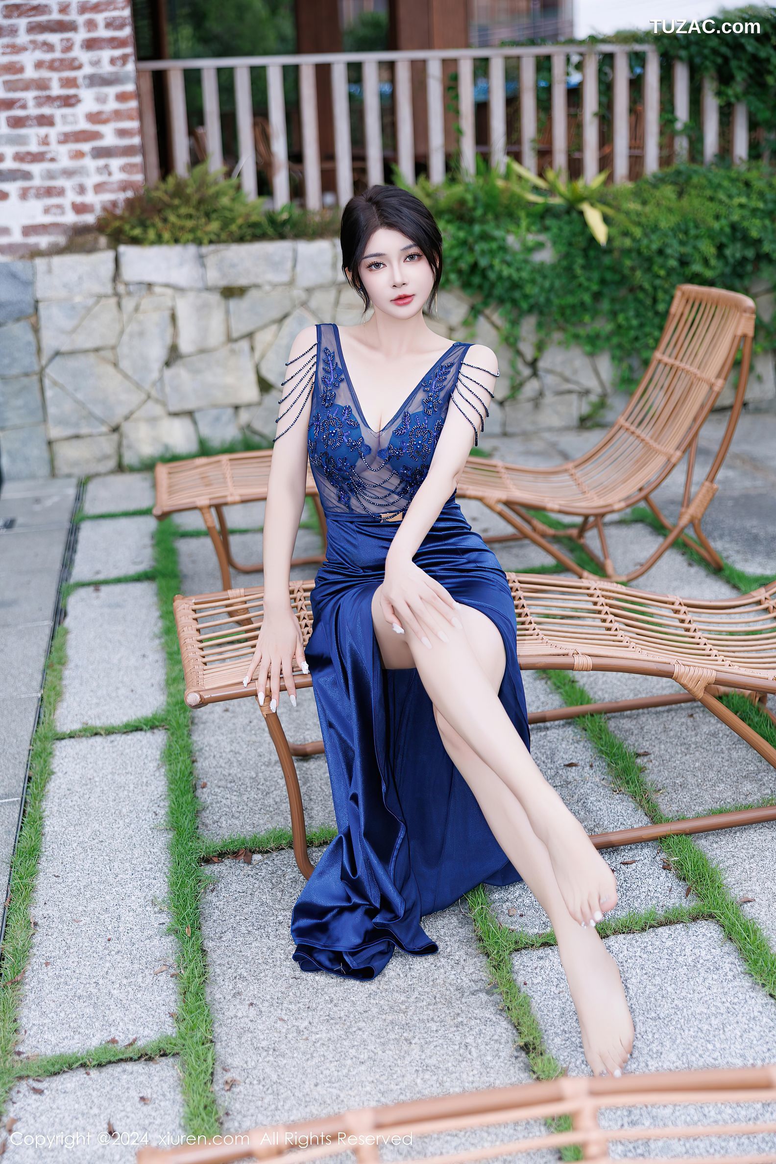 XiuRen秀人网-9435-凯竹Quinn-蓝色长裙蓝色内衣-2024.11.12