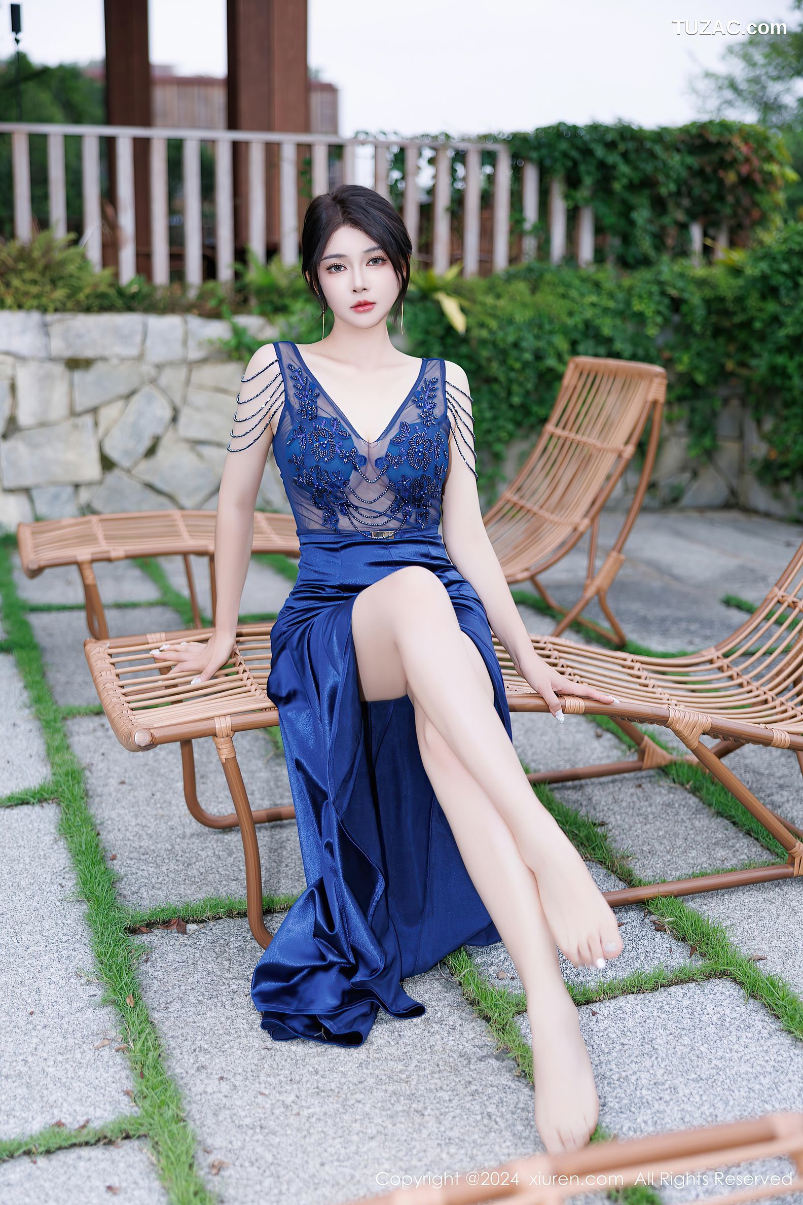 XiuRen秀人网-9435-凯竹Quinn-蓝色长裙蓝色内衣-2024.11.12