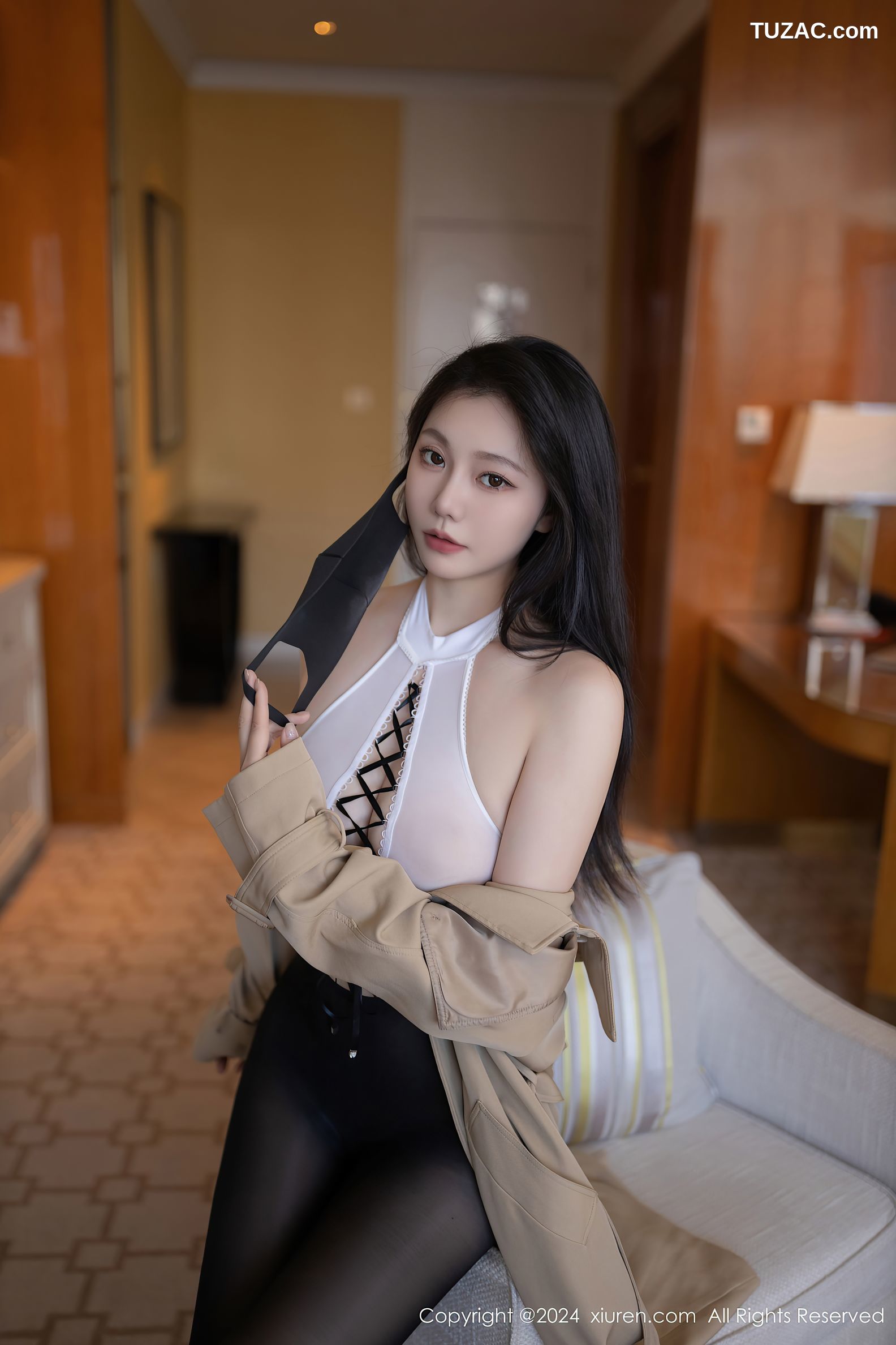 XiuRen秀人网-9436-安然anran-米色风衣情趣黑丝-2024.11.12