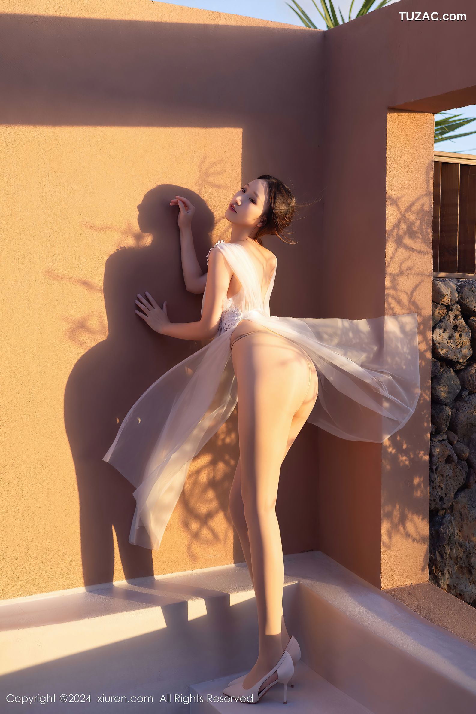 XiuRen秀人网-9442-杏子Yada-轻透白纱裙肉丝美腿-2024.11.13