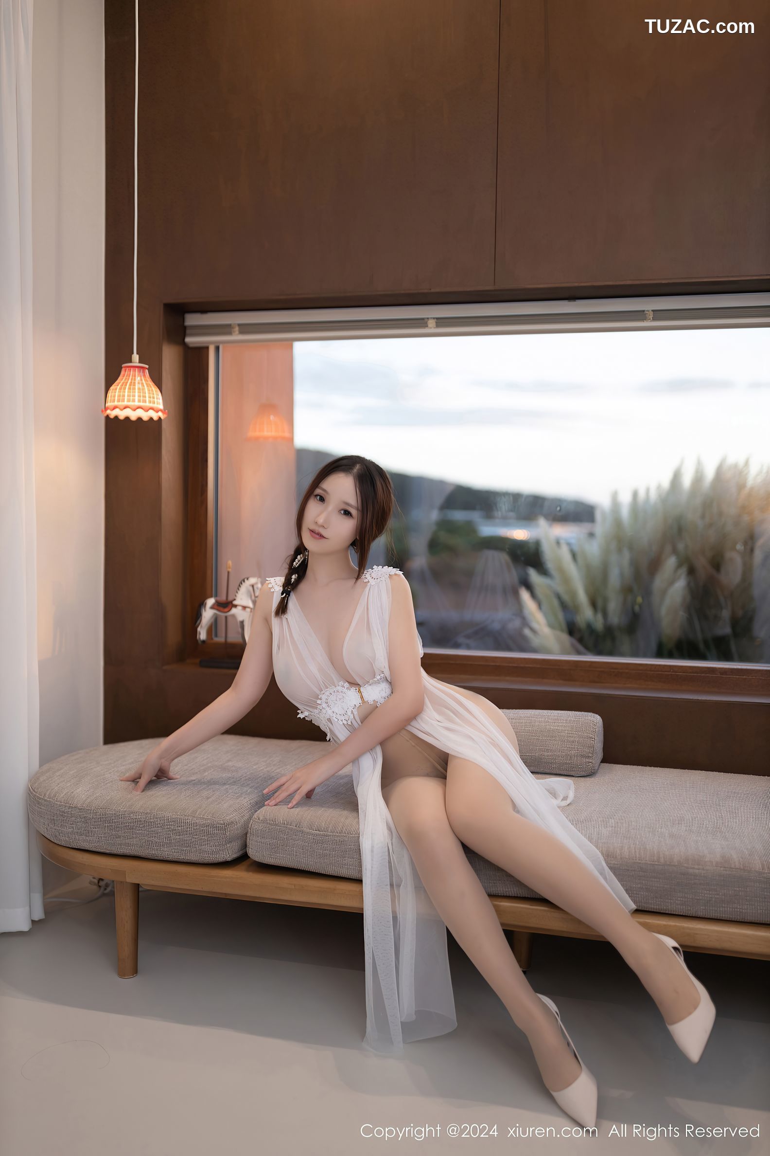 XiuRen秀人网-9442-杏子Yada-轻透白纱裙肉丝美腿-2024.11.13