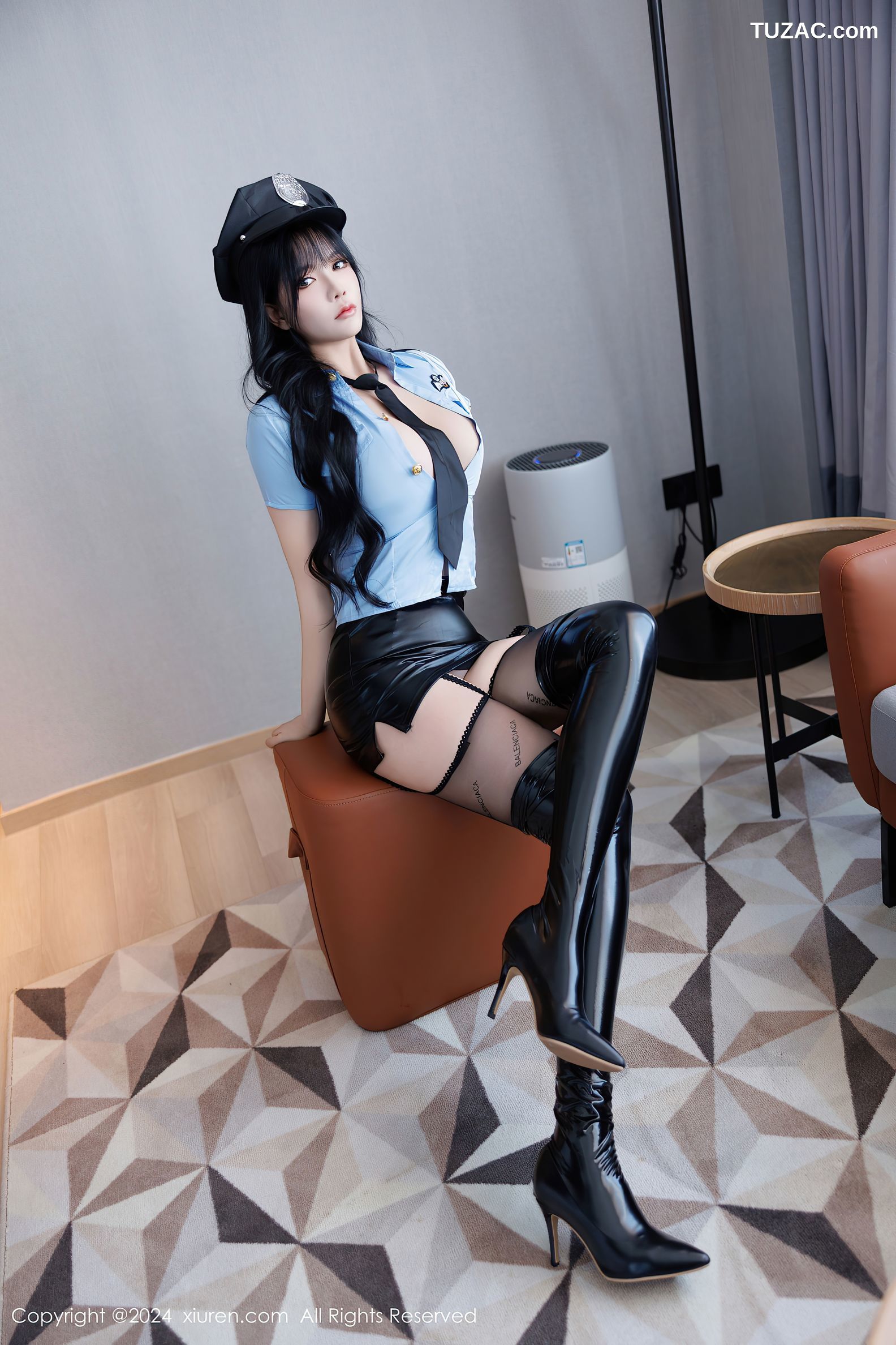 XiuRen秀人网-9443-娜比-情趣警花蓝衬衫黑皮短裙长筒皮靴-2024.11.13