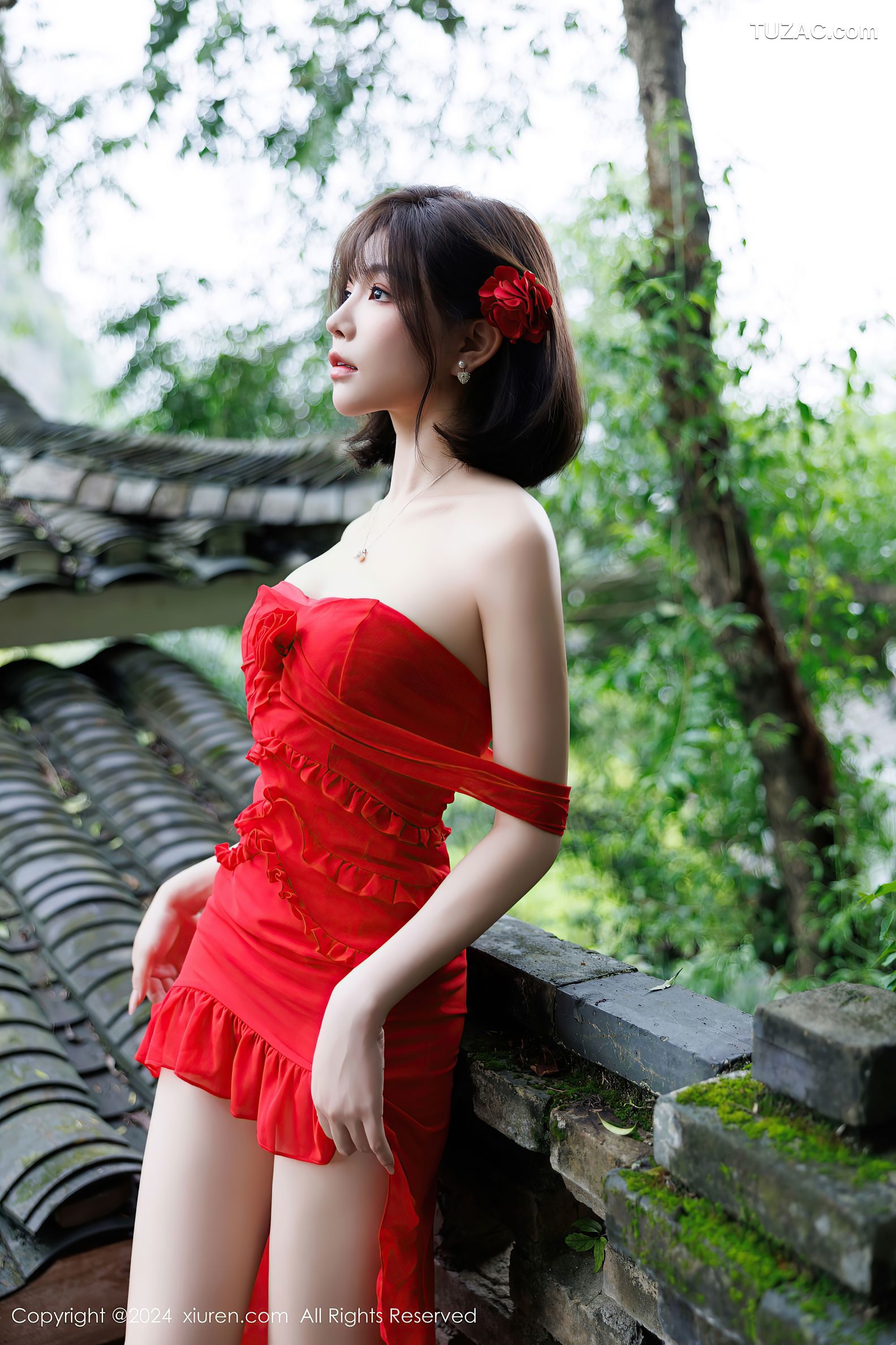 XiuRen秀人网-9449-徐莉芝Booty-古镇户外红裙香肩-2024.11.14