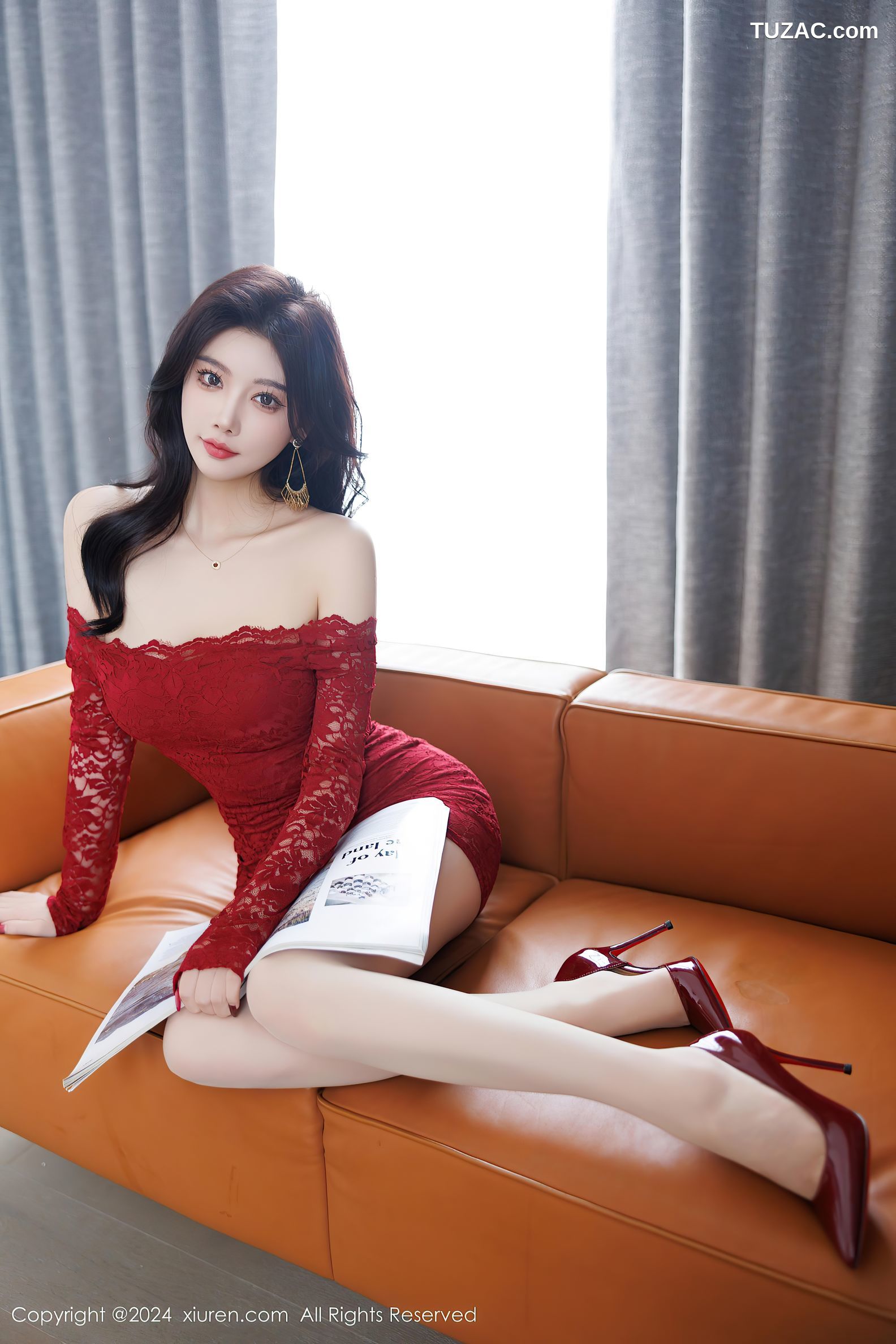 XiuRen秀人网-9456-杨晨晨Yome-红蕾丝连衣短裙-黑蕾丝情趣内衣-2024.11.15