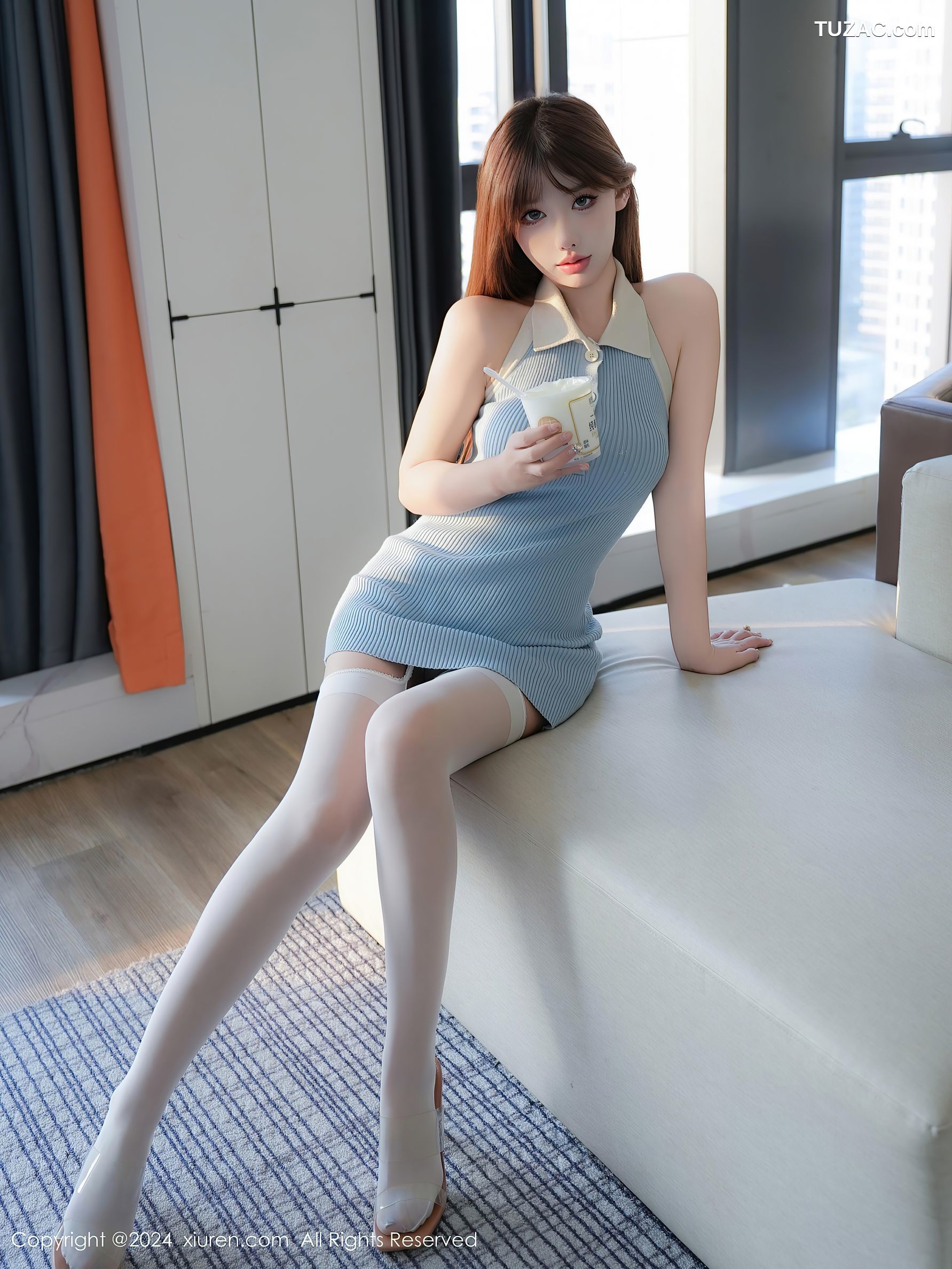 XiuRen秀人网-9458-李金金-气质美女蓝针织连衣短裙白蕾丝内衣白丝奶油爆乳-2024.11.18