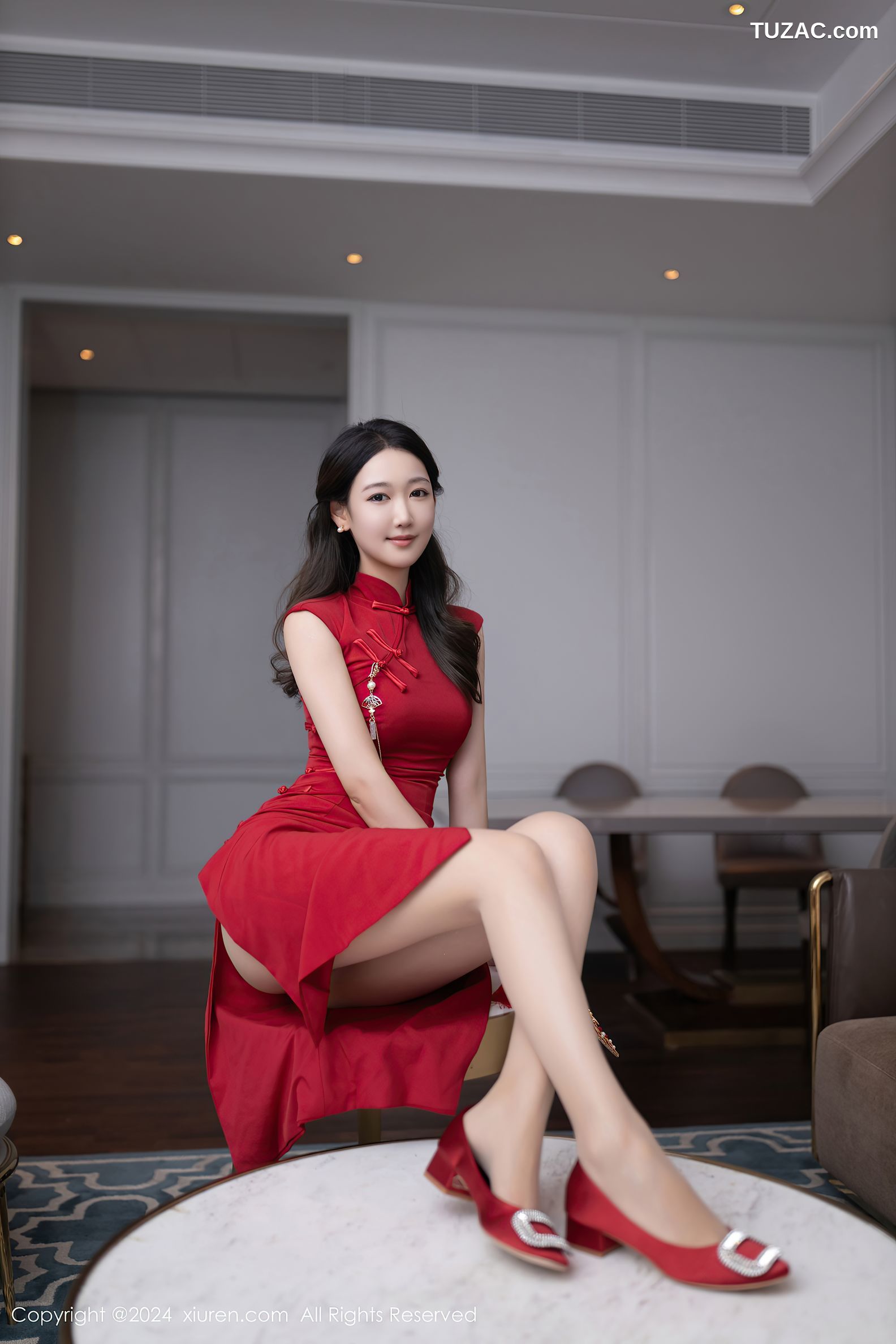 XiuRen秀人网-9463-唐安琪-红色旗袍粉红内衣-2024.11.18