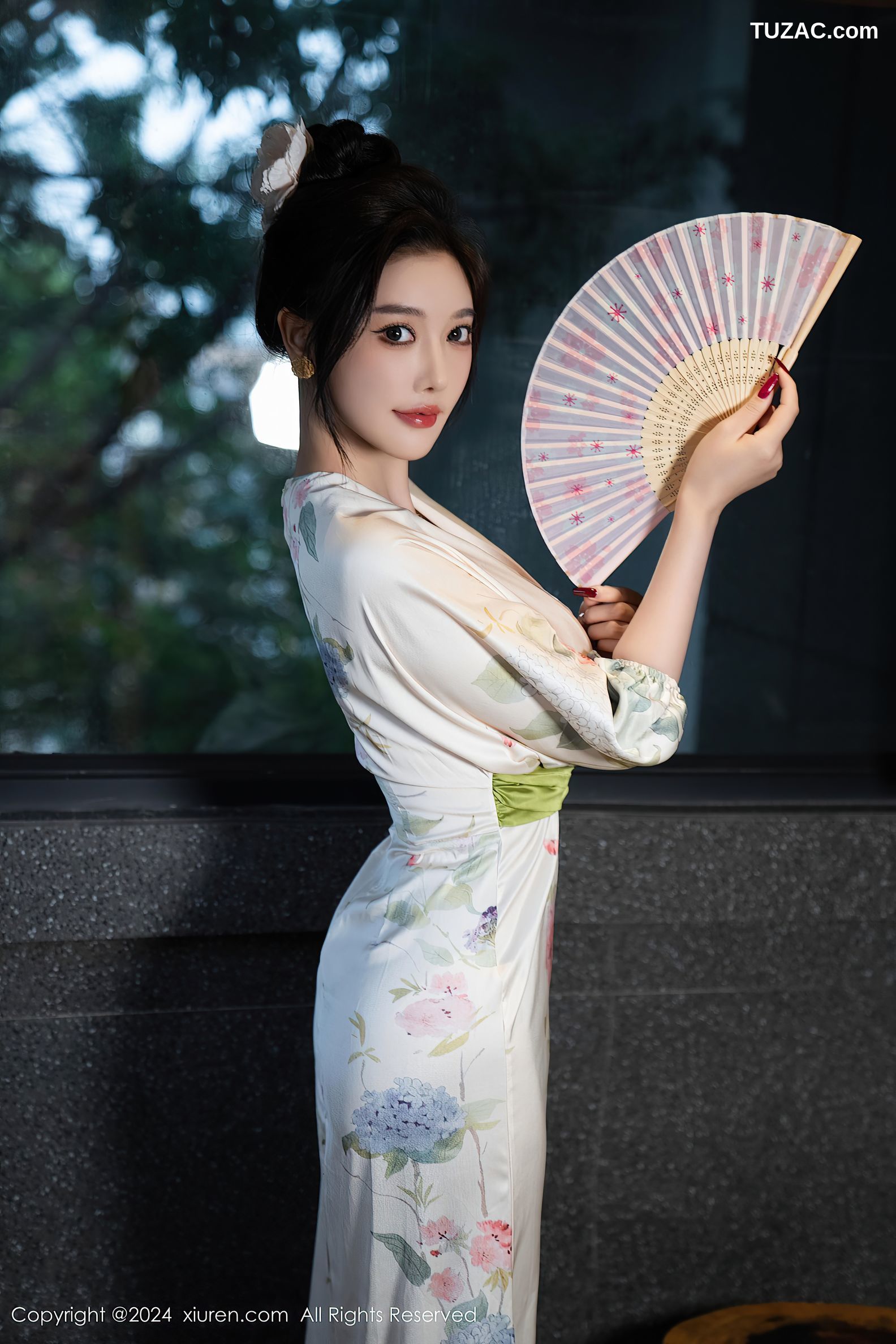 XiuRen秀人网-9470-杨晨晨Yome-白色和服红蕾丝内衣-2024.11.19