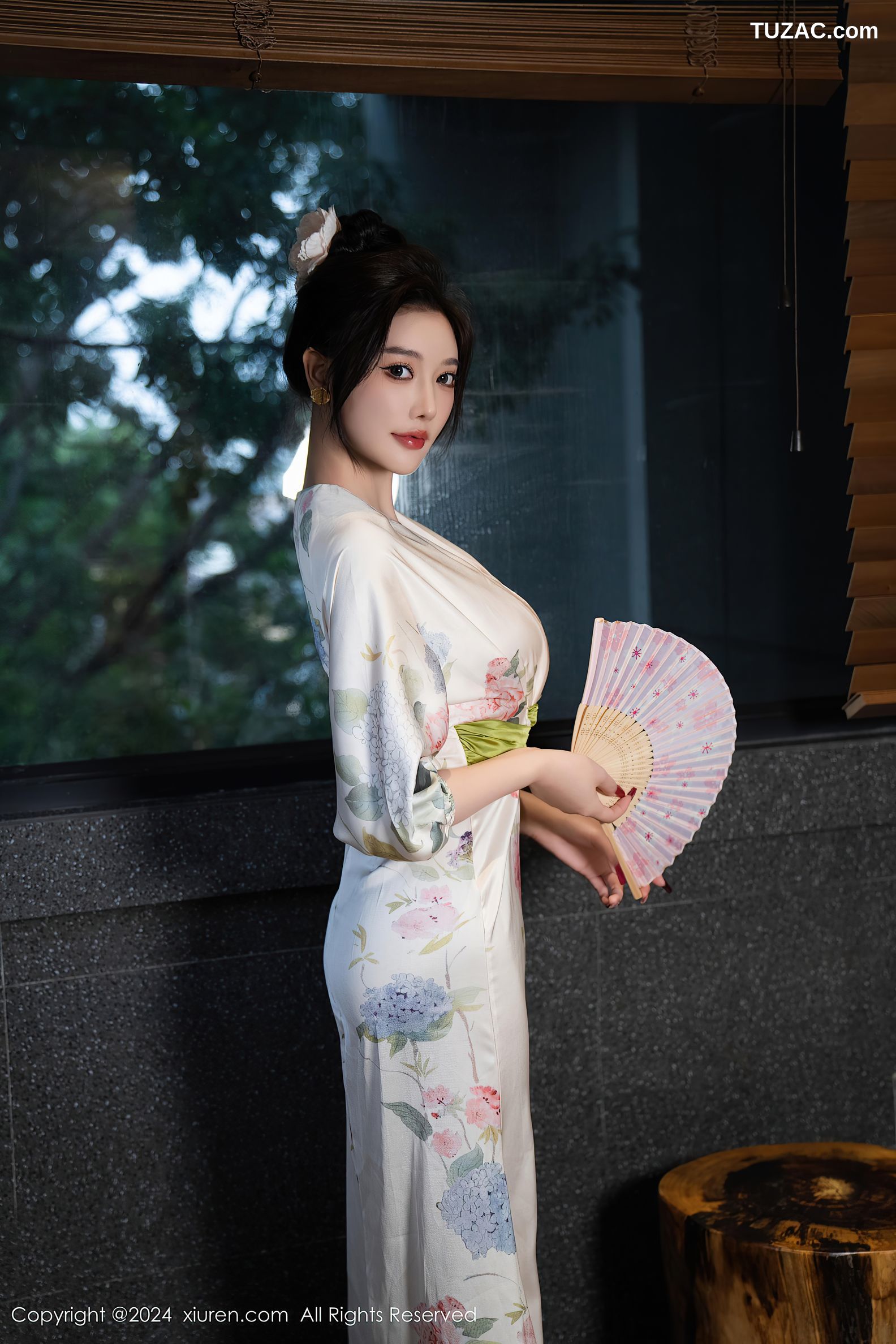 XiuRen秀人网-9470-杨晨晨Yome-白色和服红蕾丝内衣-2024.11.19