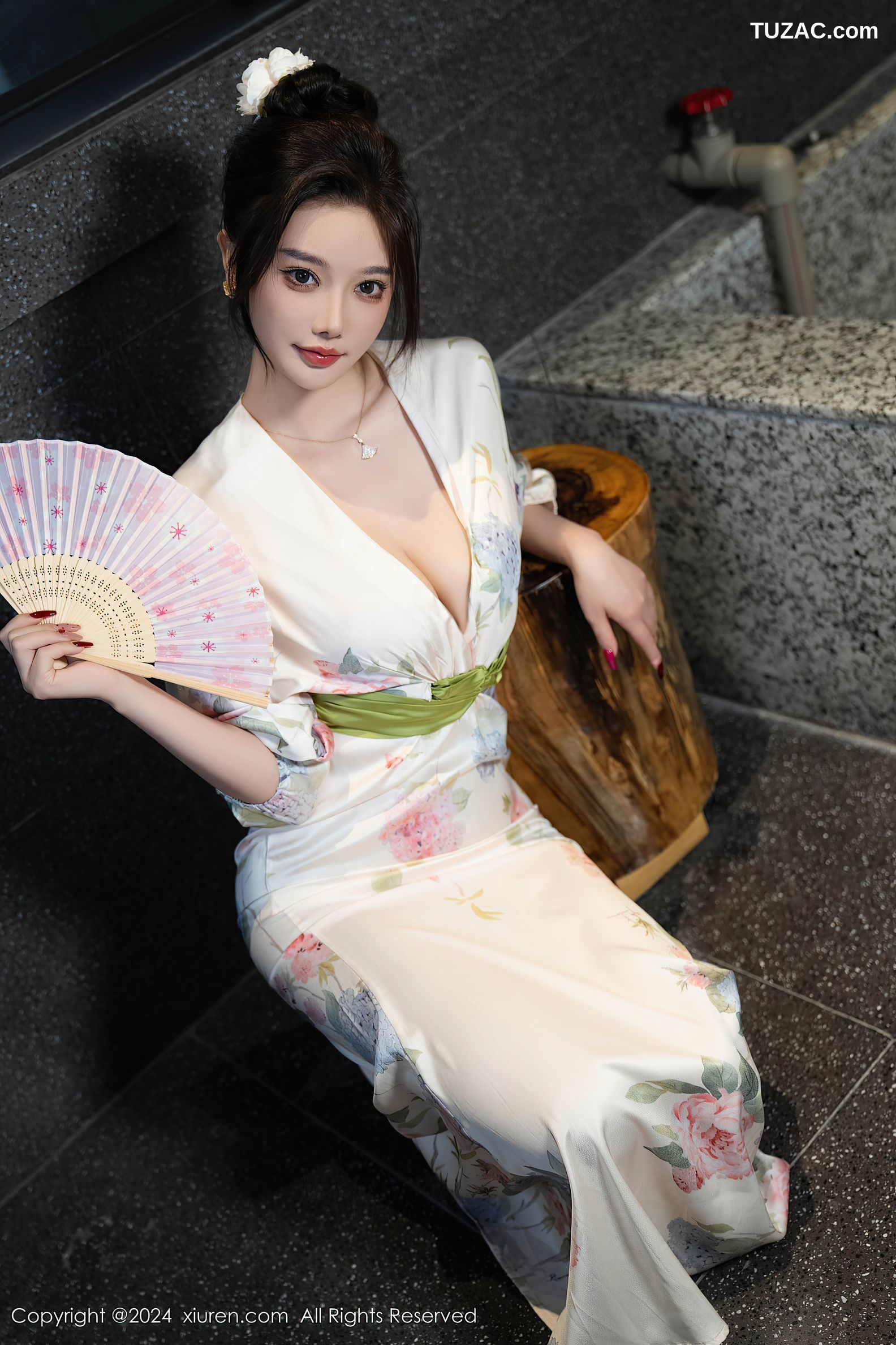 XiuRen秀人网-9470-杨晨晨Yome-白色和服红蕾丝内衣-2024.11.19