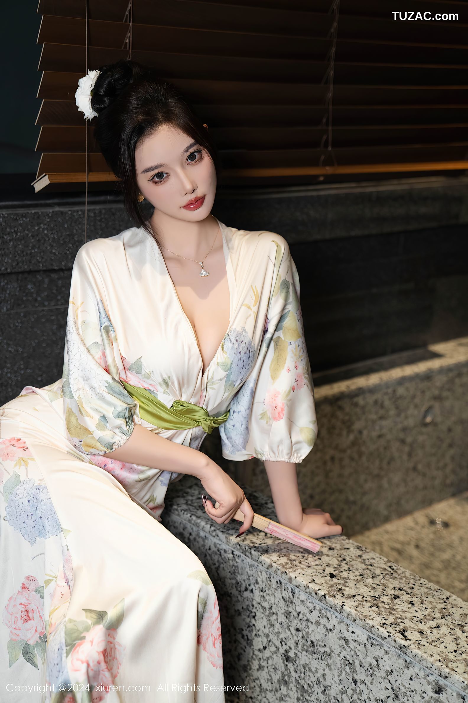 XiuRen秀人网-9470-杨晨晨Yome-白色和服红蕾丝内衣-2024.11.19