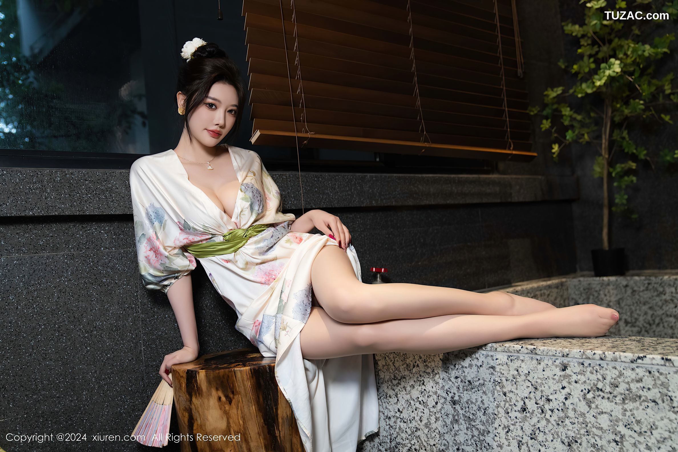 XiuRen秀人网-9470-杨晨晨Yome-白色和服红蕾丝内衣-2024.11.19