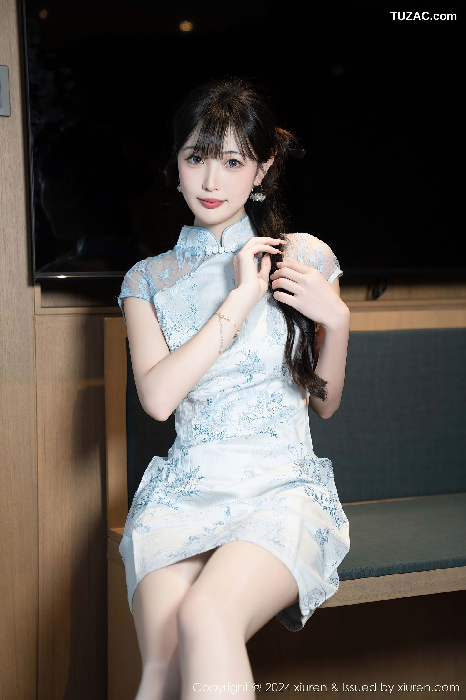 XiuRen秀人网-9487-林星阑-淡蓝旗袍-白色内衣丁字裤-2024.11.22