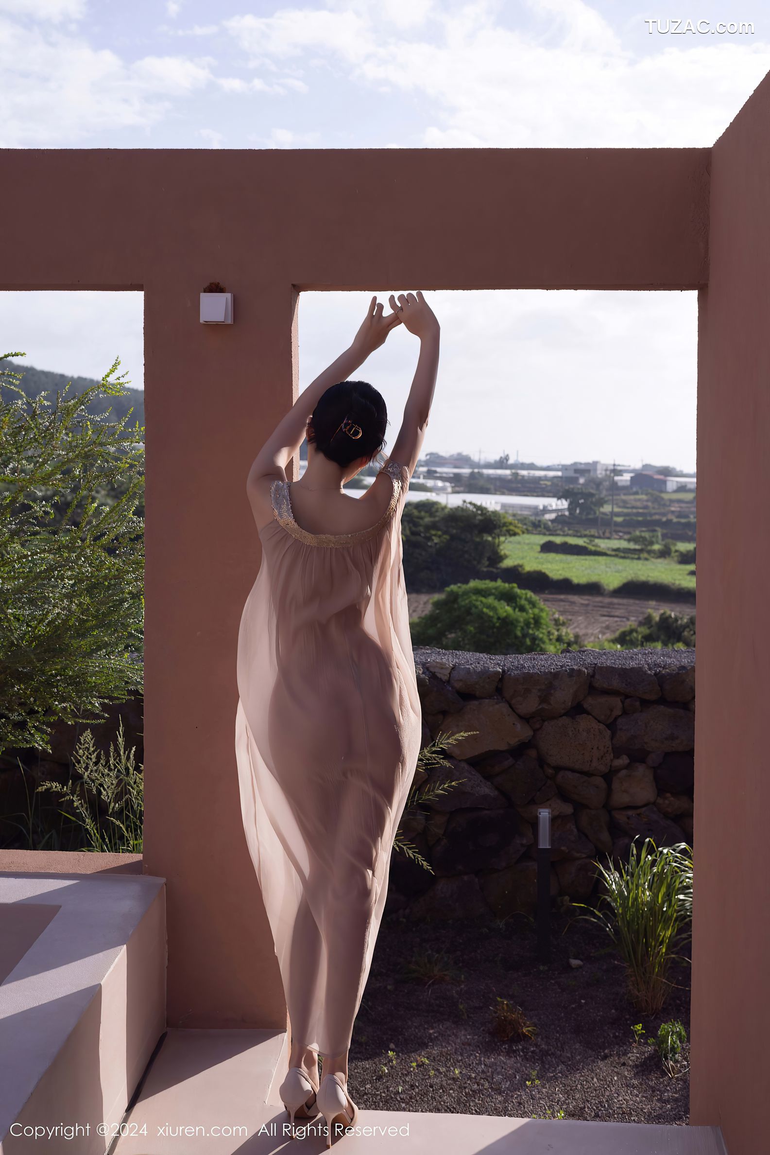 XiuRen秀人网-9492-鱼子酱Fish-透视纱裙真空-2024.11.22