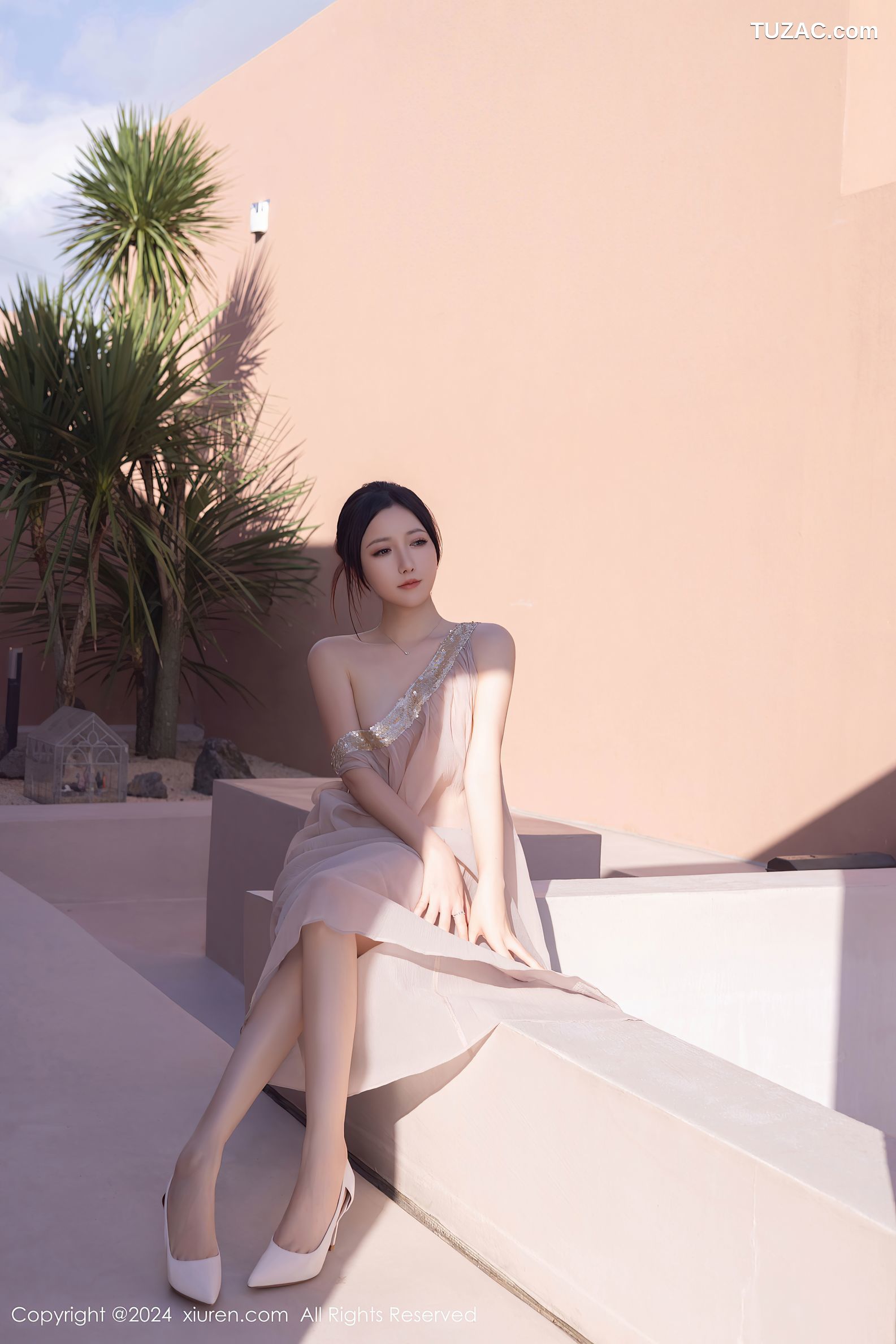 XiuRen秀人网-9492-鱼子酱Fish-透视纱裙真空-2024.11.22