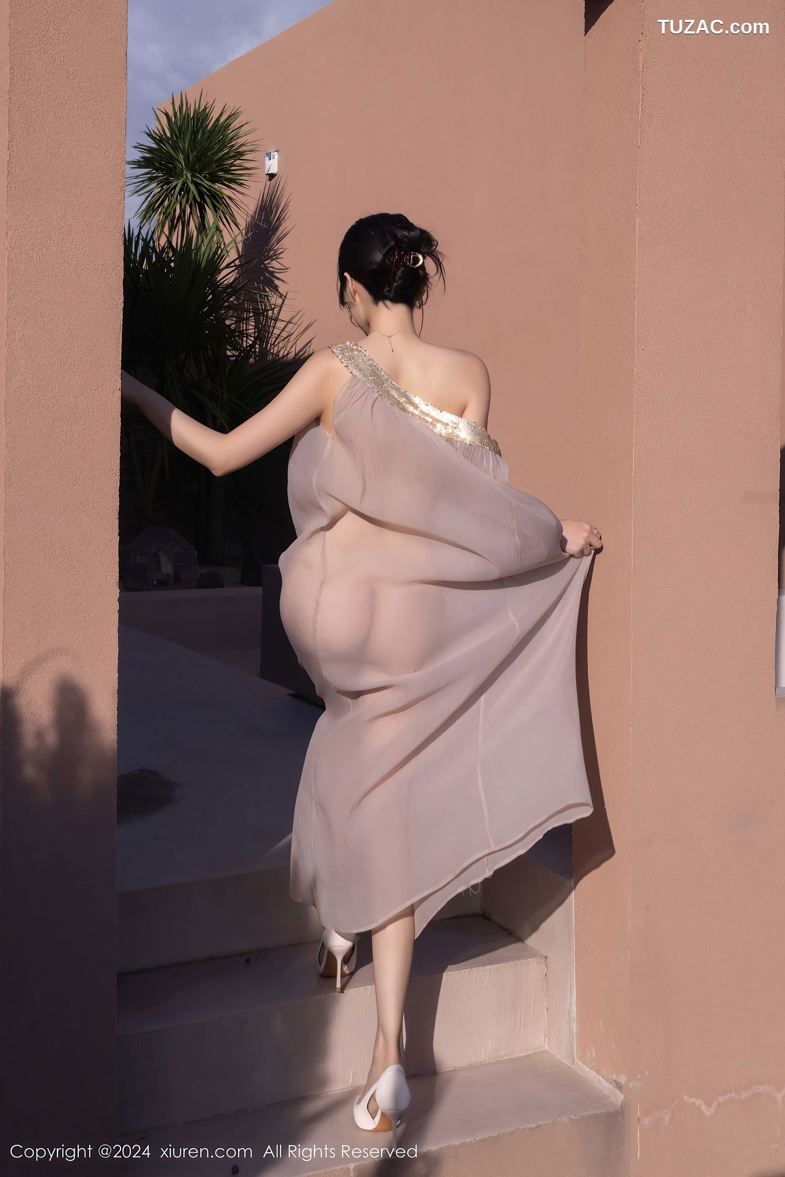 XiuRen秀人网-9492-鱼子酱Fish-透视纱裙真空-2024.11.22