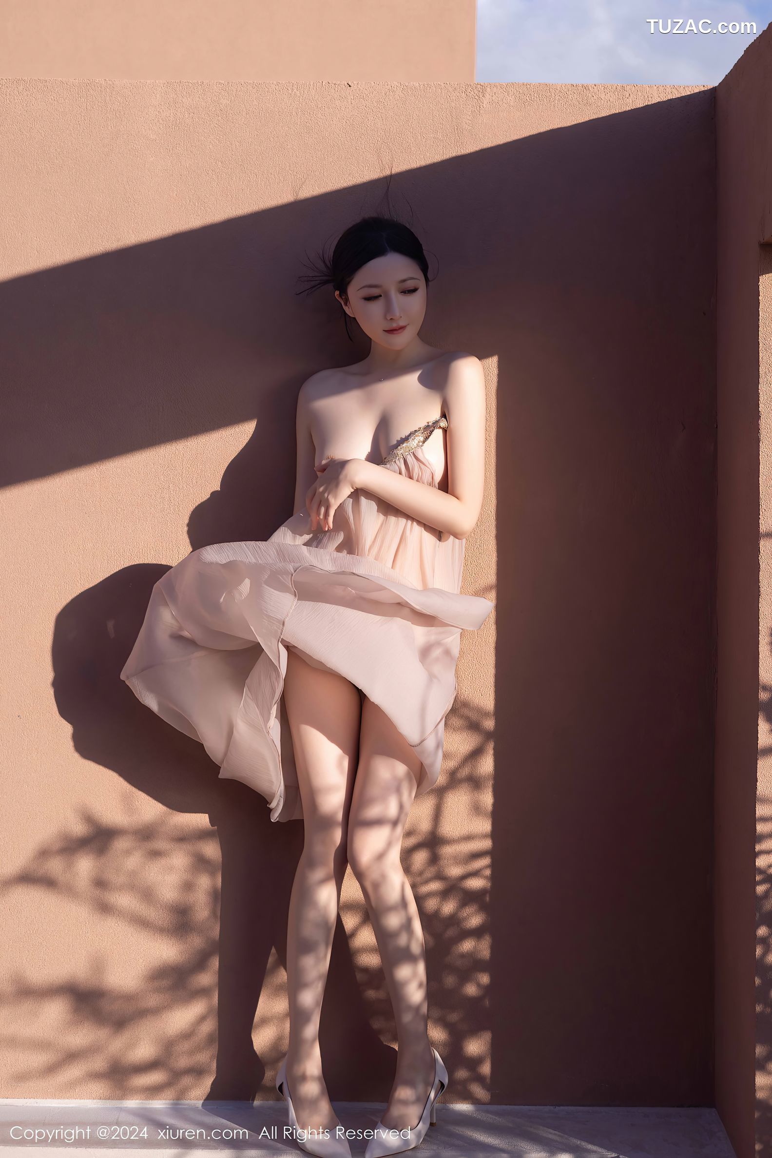 XiuRen秀人网-9492-鱼子酱Fish-透视纱裙真空-2024.11.22