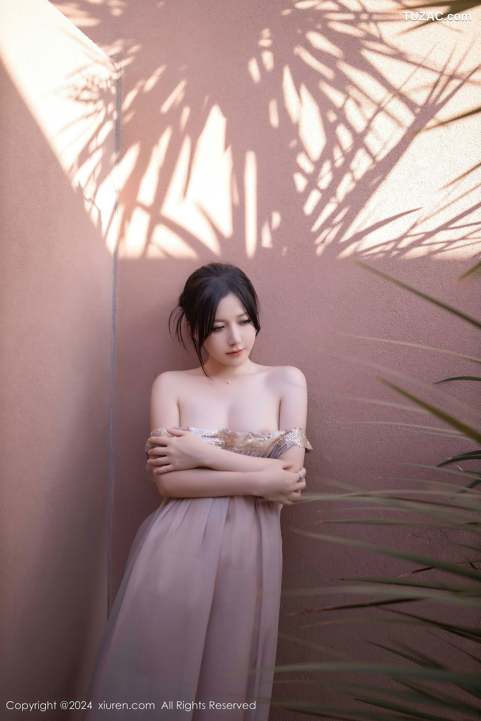 XiuRen秀人网-9492-鱼子酱Fish-透视纱裙真空-2024.11.22