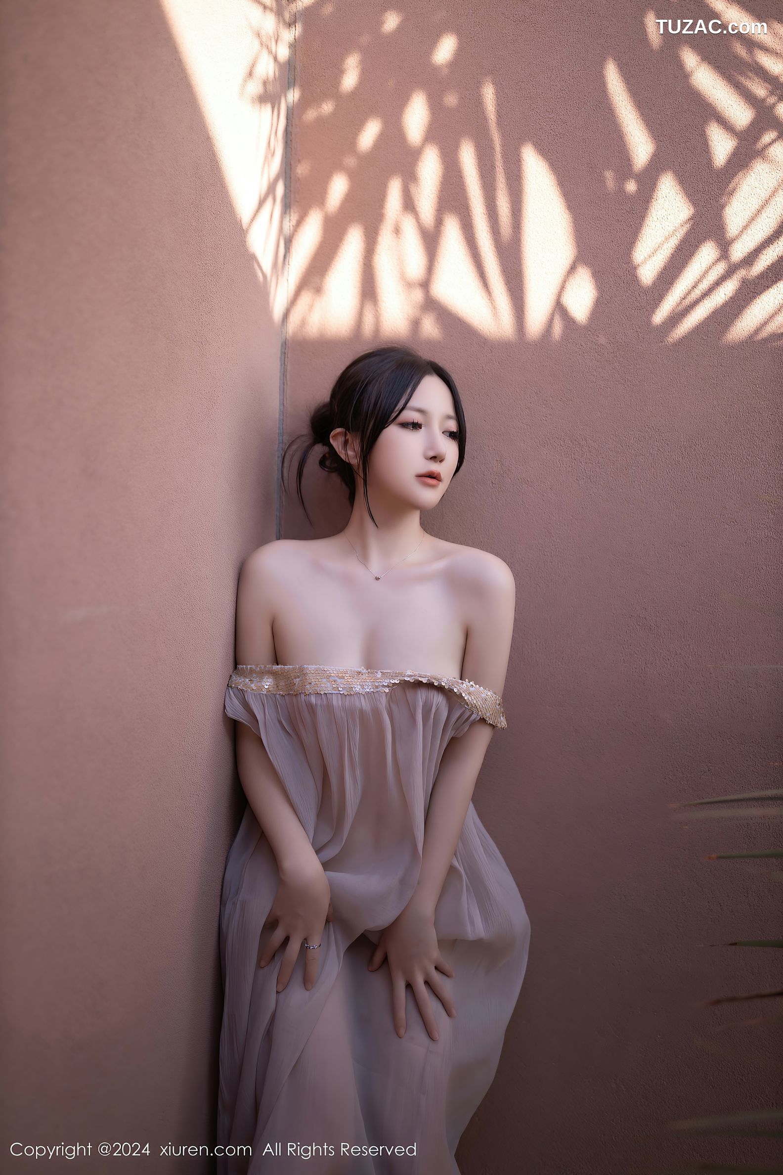 XiuRen秀人网-9492-鱼子酱Fish-透视纱裙真空-2024.11.22