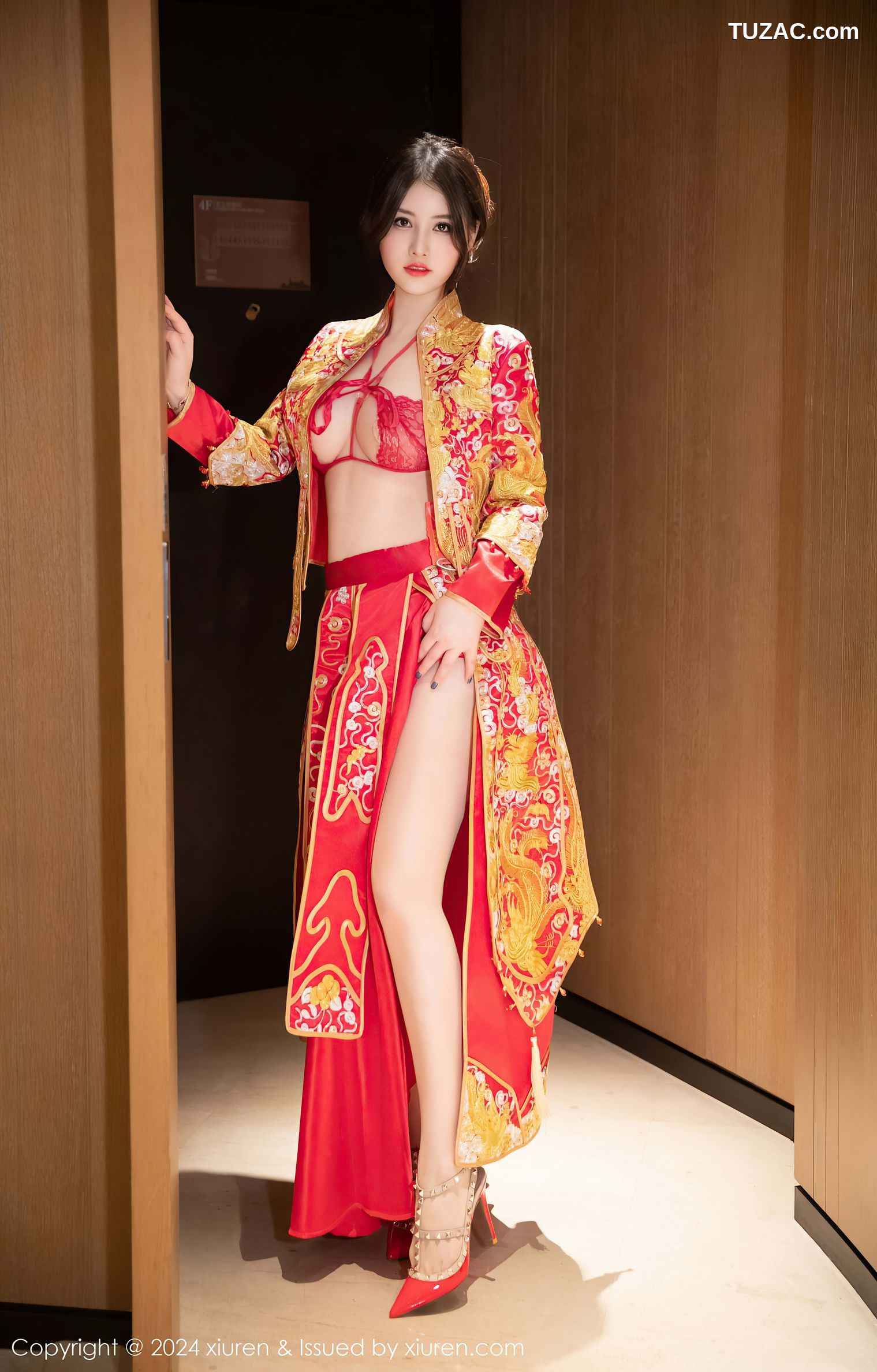 XiuRen秀人网-9494-诗诗kiki-红色新娘装红色情趣内衣爆乳-2024.11.22