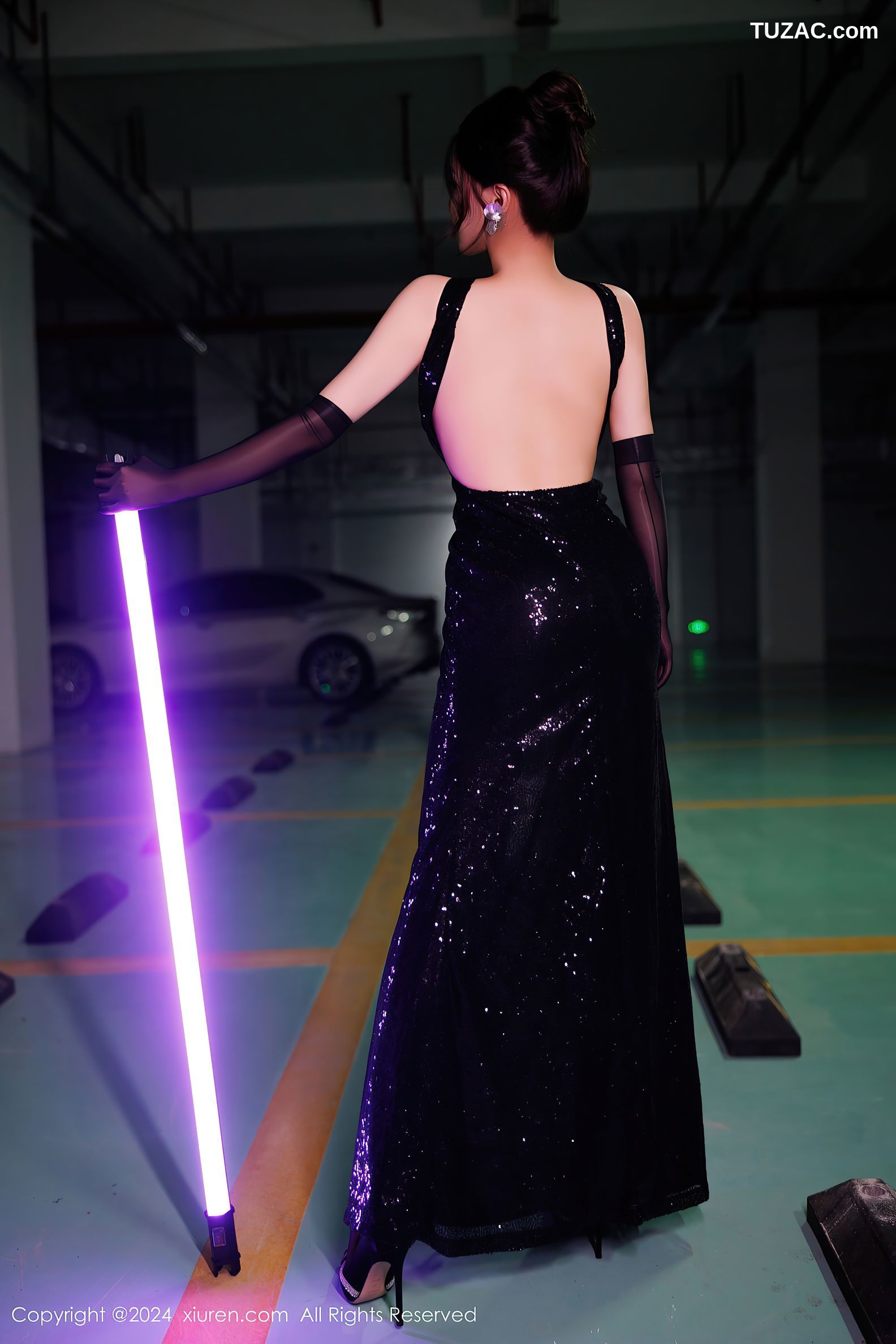 XiuRen秀人网-9512-凯竹Quinn-黑色礼服裙黑吊带黑丝-2024.11.27