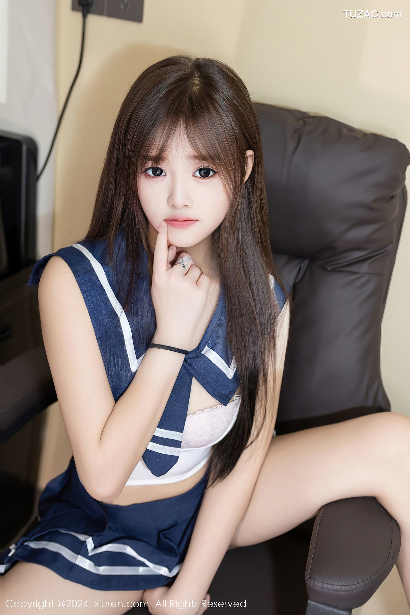 XiuRen秀人网-9514-叶初雪-清纯萝莉情趣水手服短裙爆乳-2024.11.28