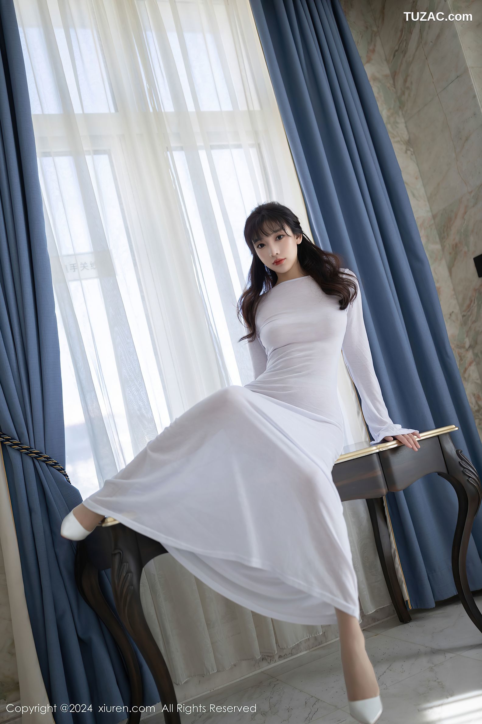 XiuRen秀人网-9521-陆萱萱-轻透白色长裙肉丝-2024.11.28