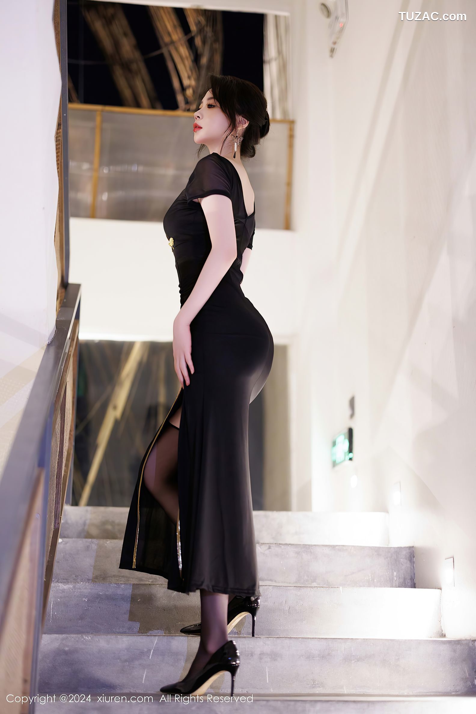 XiuRen秀人网-9526-梦心玥-黑色礼服裙-白色蕾丝内衣-2024.11.29