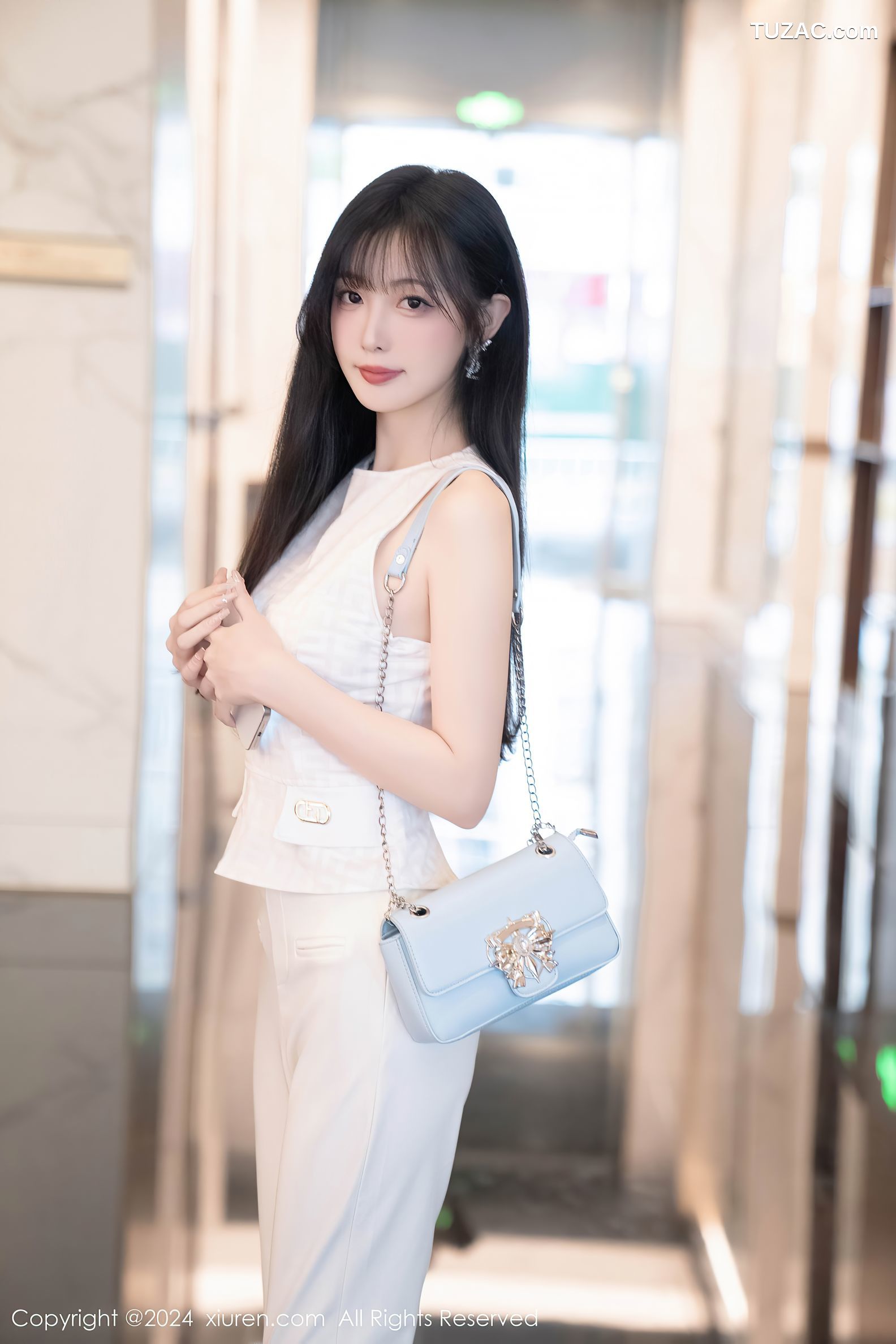 XiuRen秀人网-9528-林星阑-白色无袖T恤白长裤白蕾丝内裤-2024.11.29