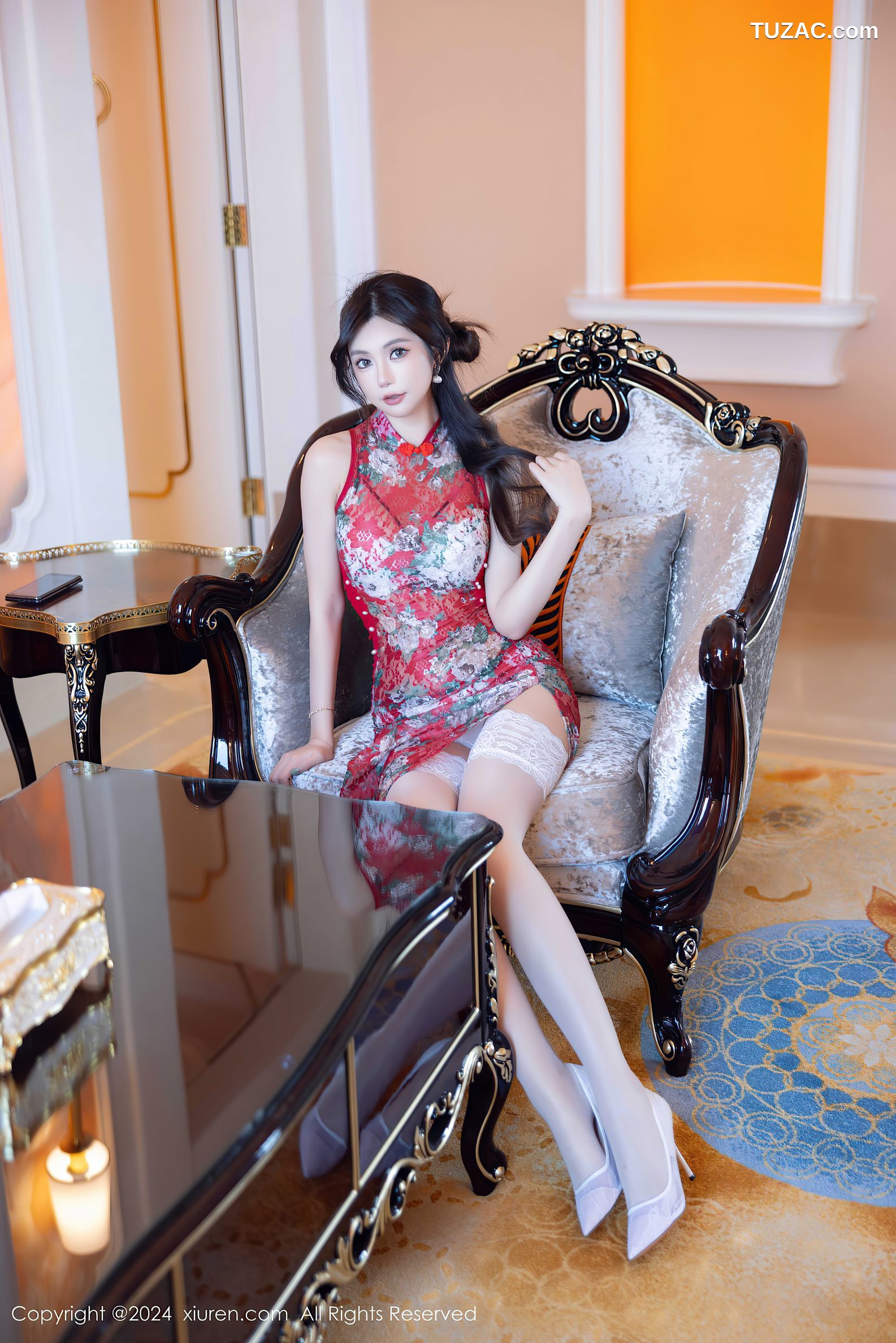 XiuRen秀人网-9529-绮里嘉ula-红色白印花旗袍-轻透红纱旗袍款睡衣-2024.11.29