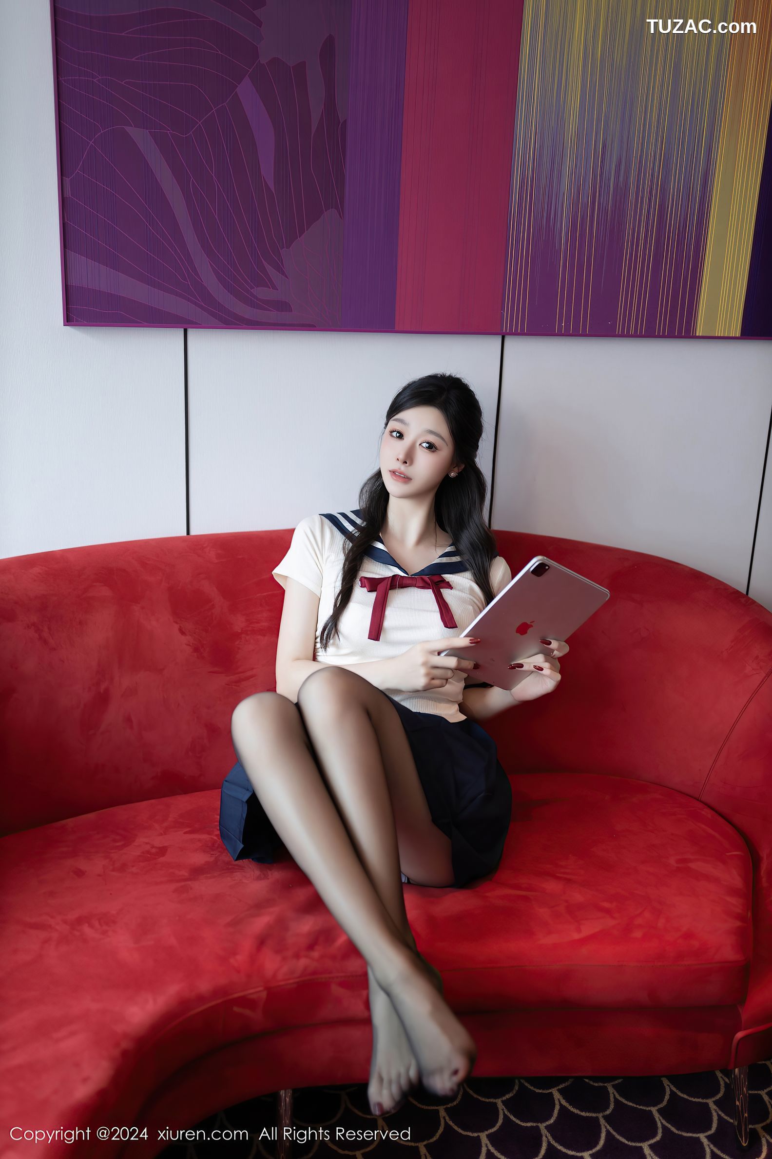 XiuRen秀人网-9530-小逗逗-水手T深蓝短裙学生服黑丝-2024.11.29