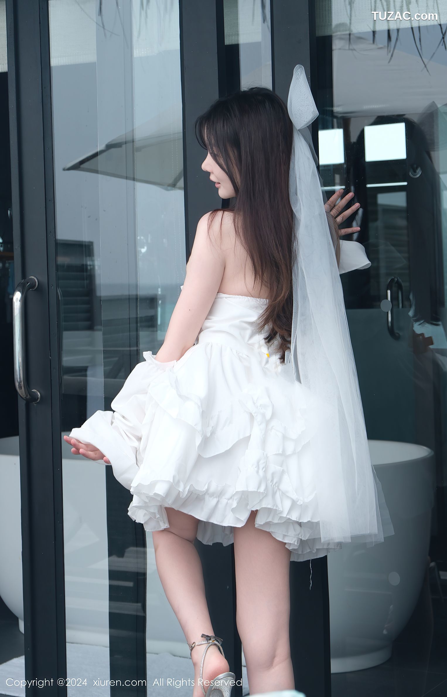 XiuRen秀人网-9535-糯美子MINIbabe-情趣婚纱新娘制服爆乳-2024.12.02