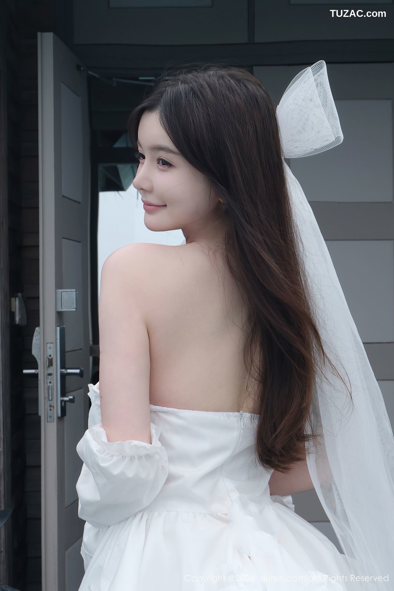 XiuRen秀人网-9535-糯美子MINIbabe-情趣婚纱新娘制服爆乳-2024.12.02