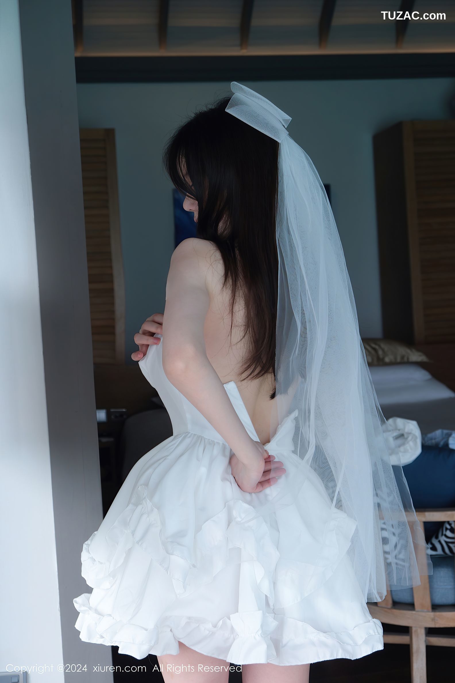 XiuRen秀人网-9535-糯美子MINIbabe-情趣婚纱新娘制服爆乳-2024.12.02