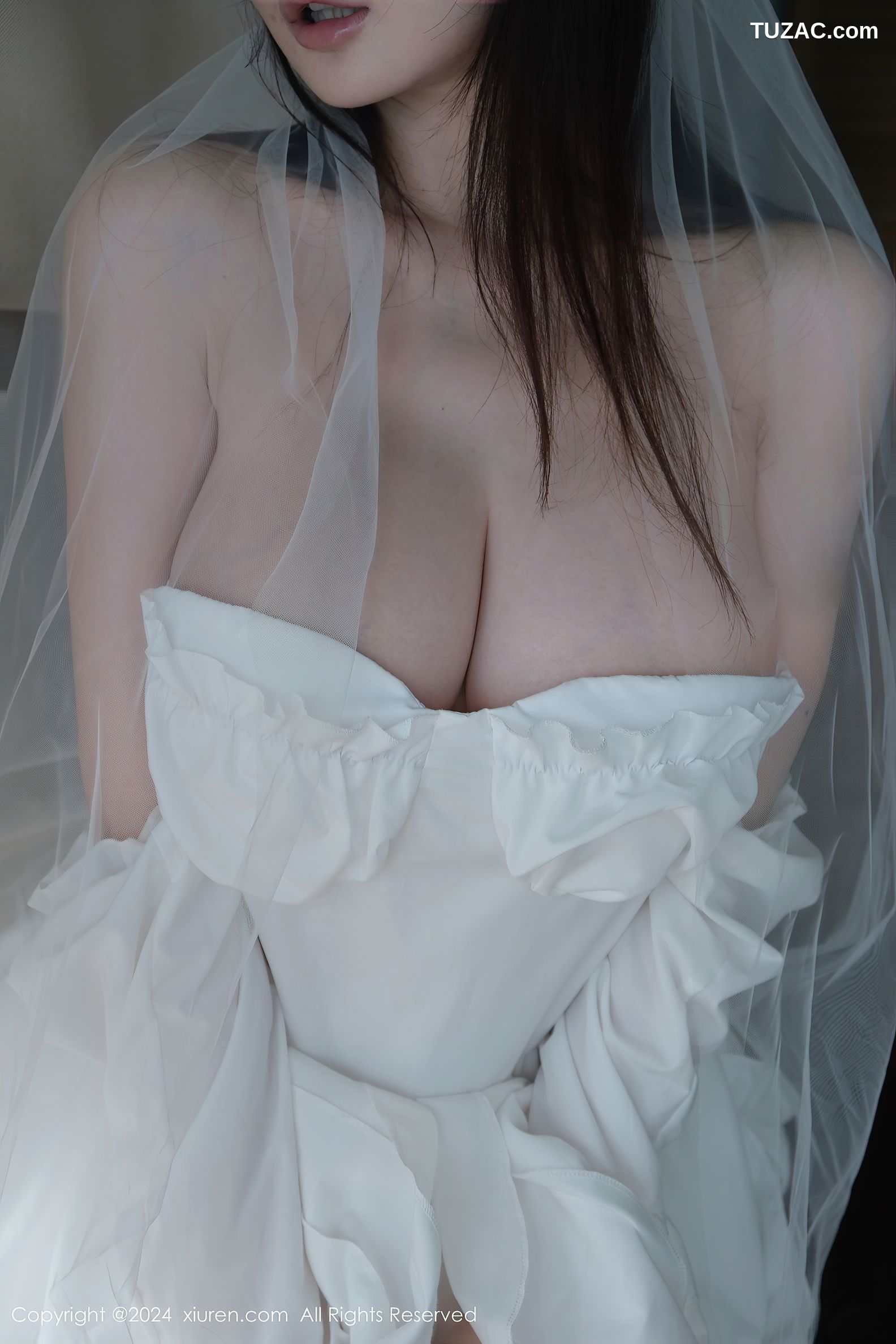 XiuRen秀人网-9535-糯美子MINIbabe-情趣婚纱新娘制服爆乳-2024.12.02