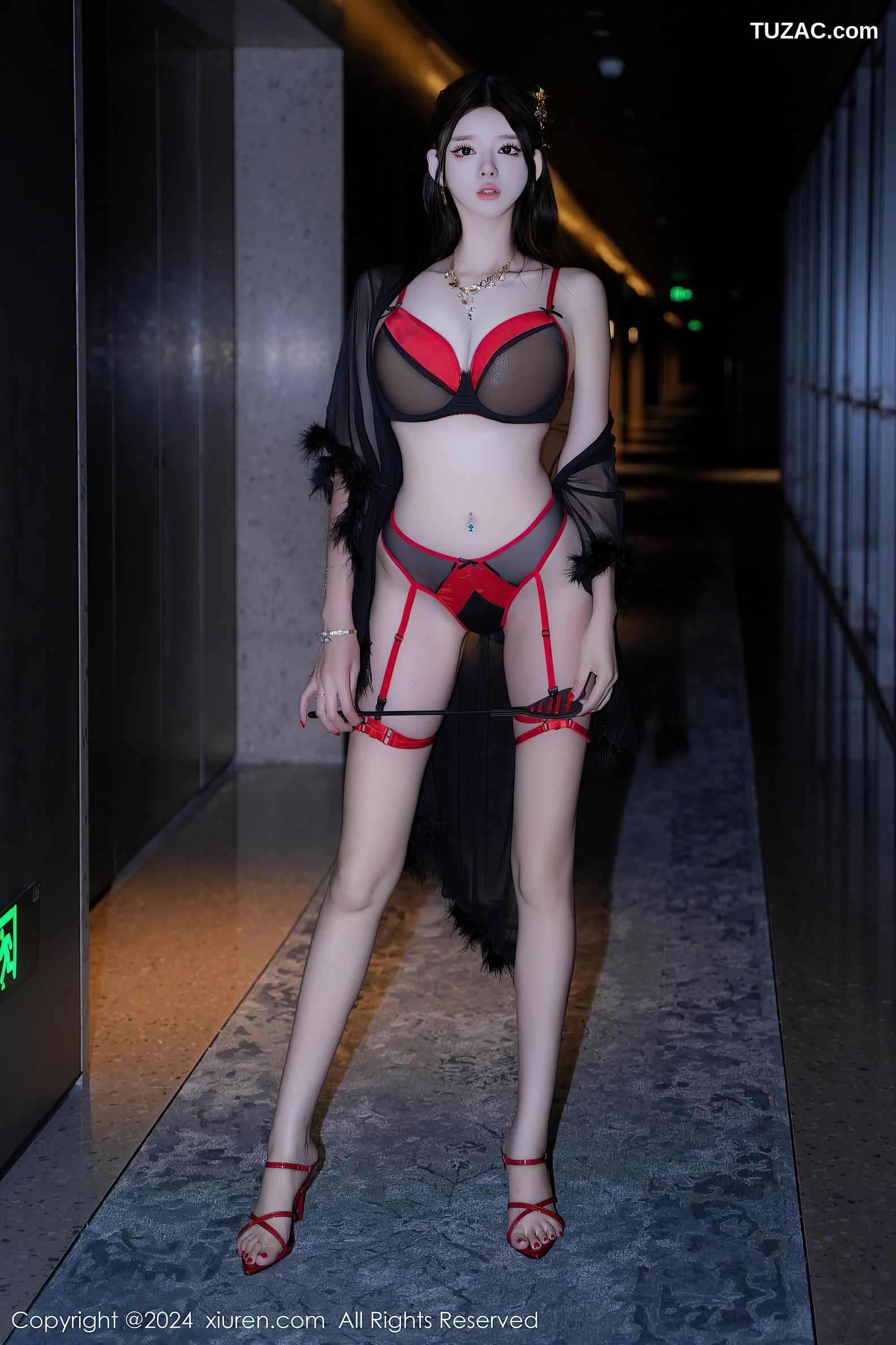 XiuRen秀人网-9544-果茶姐姐-黑纱翘臀红色吊袜带长腿美女-2024.12.04