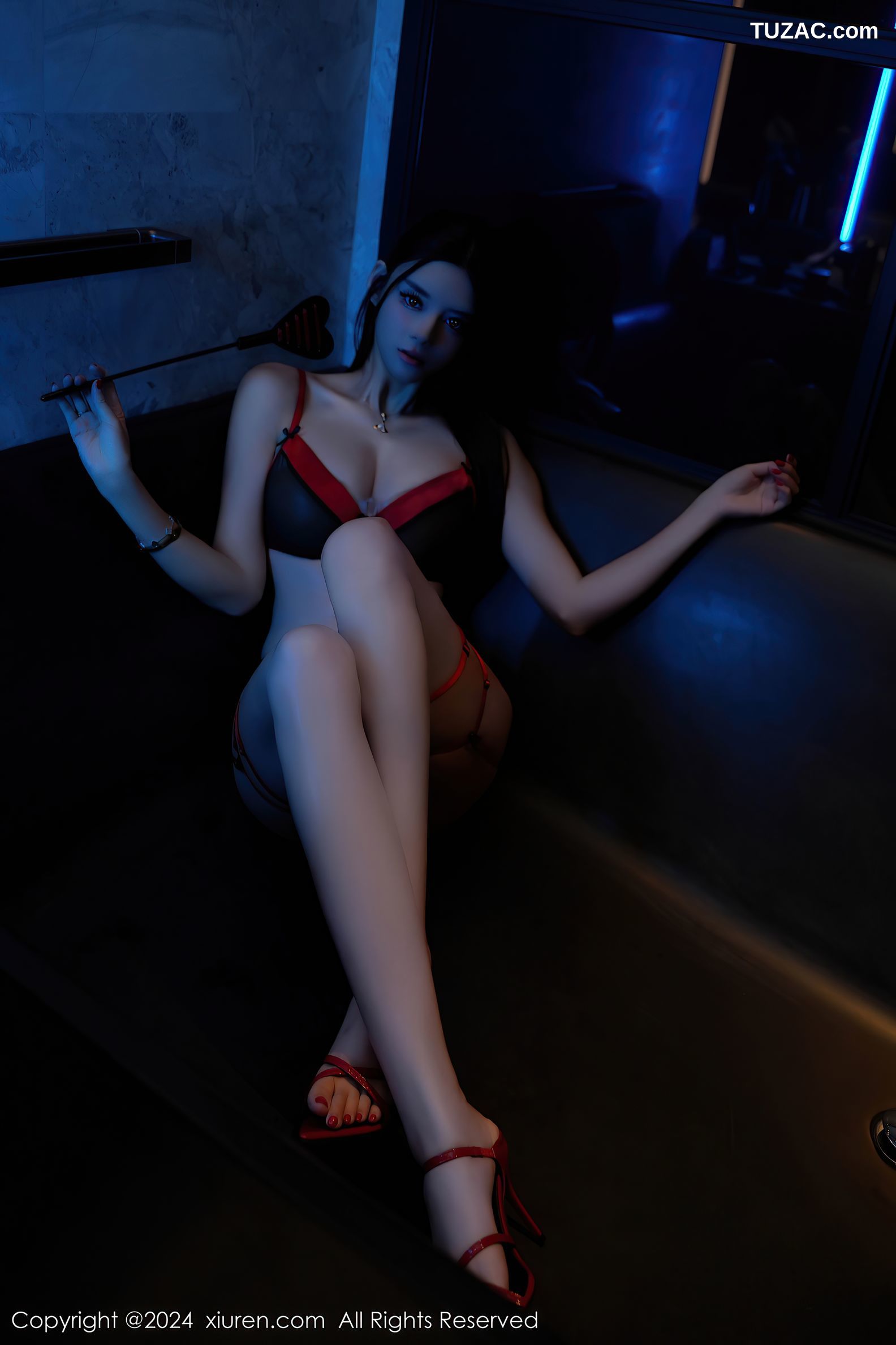 XiuRen秀人网-9544-果茶姐姐-黑纱翘臀红色吊袜带长腿美女-2024.12.04