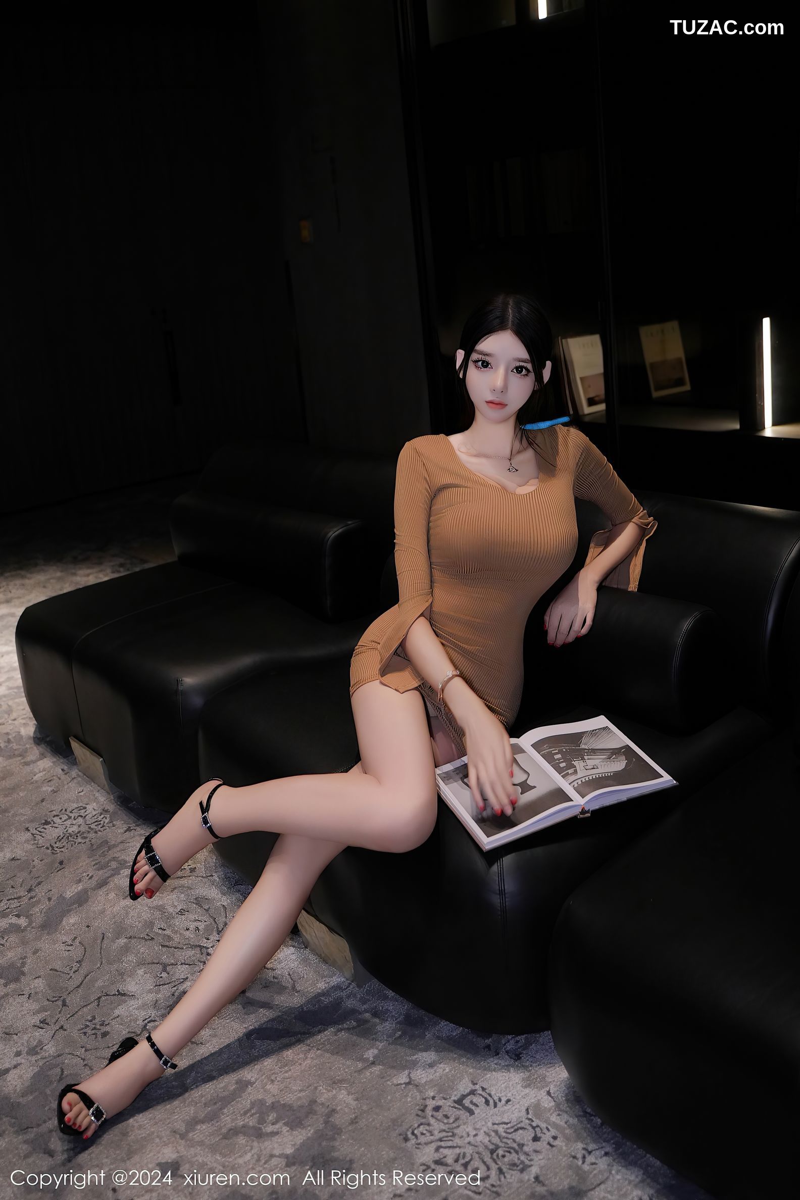 XiuRen秀人网-9544-果茶姐姐-黑纱翘臀红色吊袜带长腿美女-2024.12.04