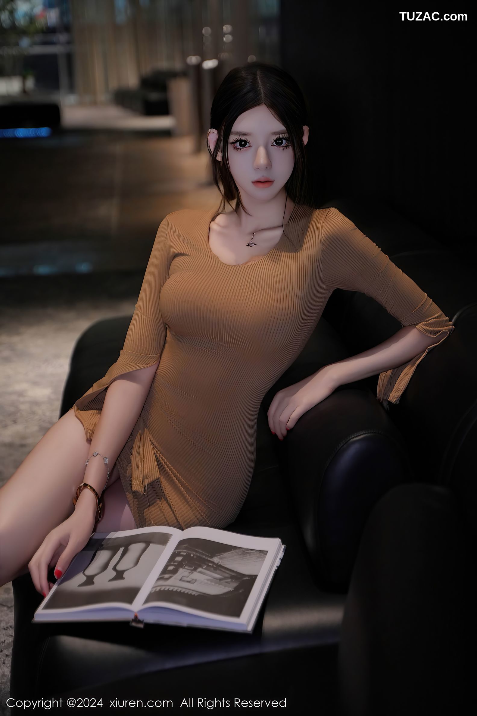 XiuRen秀人网-9544-果茶姐姐-黑纱翘臀红色吊袜带长腿美女-2024.12.04