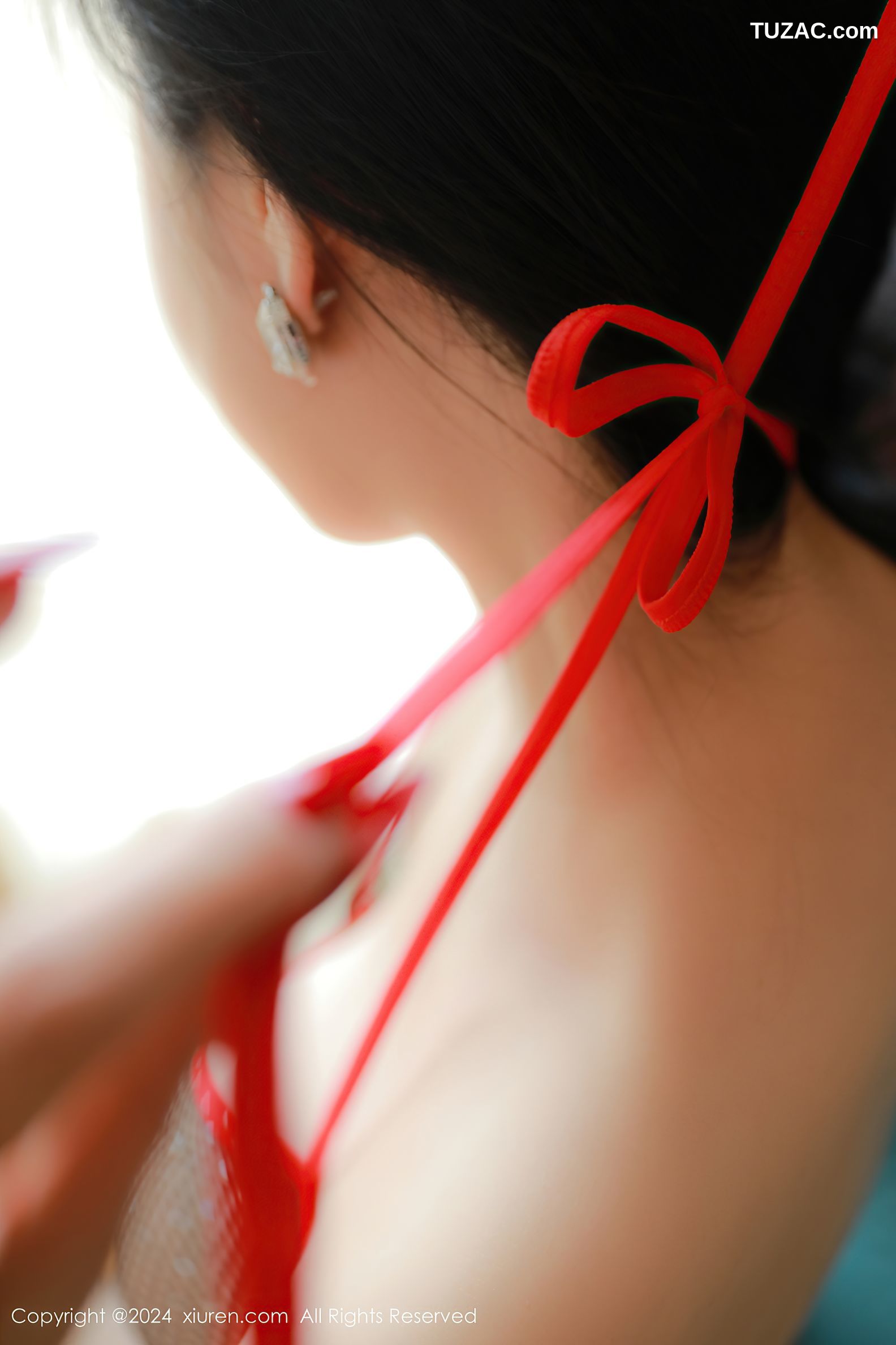 XiuRen秀人网-9547-田冰冰-欧范黑色连衣短裙黑网内衣黑丝爆乳-2024.12.04