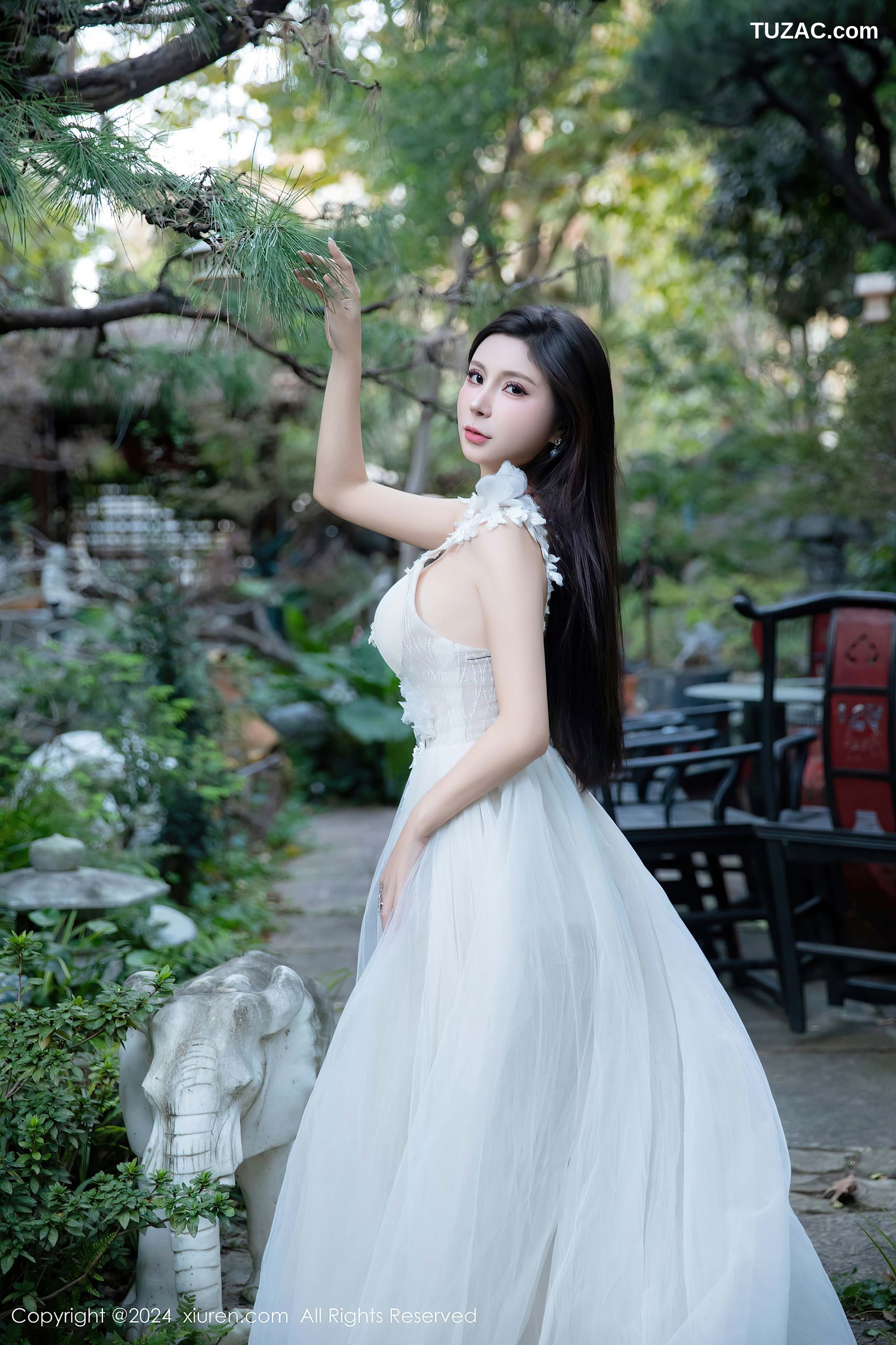 XiuRen秀人网-9552-小蛮妖Yummy-旅拍白纱裙白蕾丝爆乳-2024.12.05