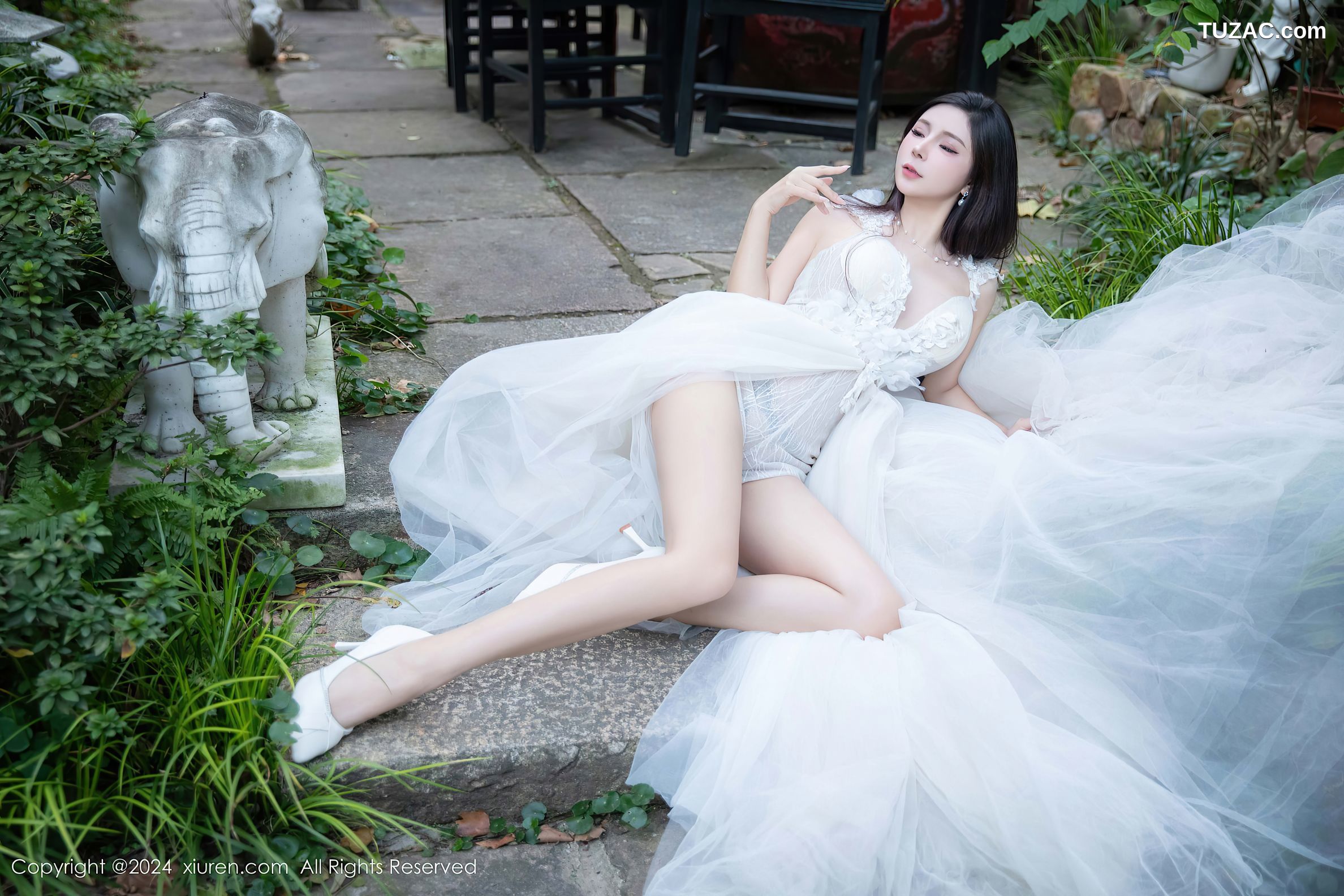 XiuRen秀人网-9552-小蛮妖Yummy-旅拍白纱裙白蕾丝爆乳-2024.12.05