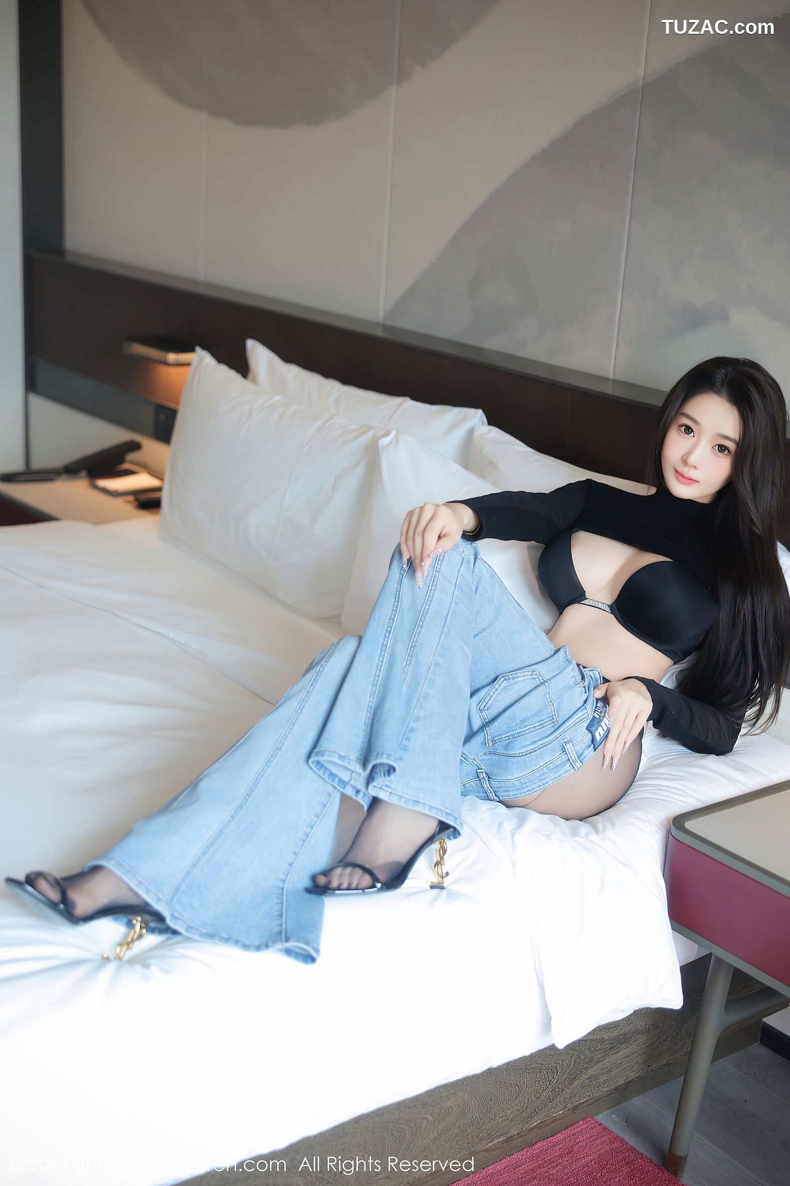 XiuRen秀人网-9555-Candy糖糖-黑T牛仔裤黑色内衣黑丝甜妹子-2024.12.06