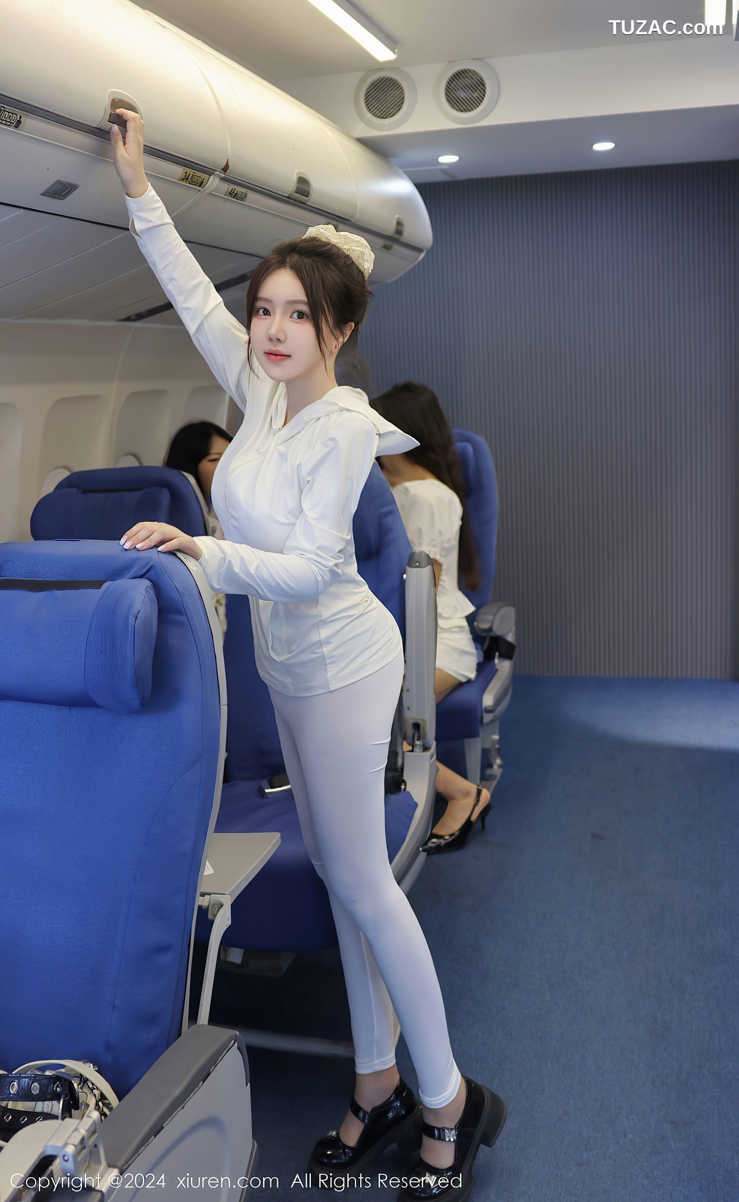 XiuRen秀人网-9559-小薯条nienie-飞机场景-性感野猫小女仆爆乳-2024.12.06