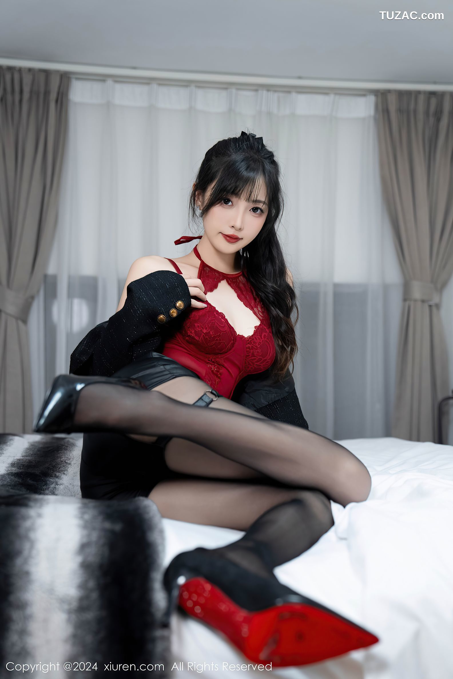 XiuRen秀人网-9561-林星阑-黑夹克皮短裙红蕾丝内衣黑丝-2024.12.06