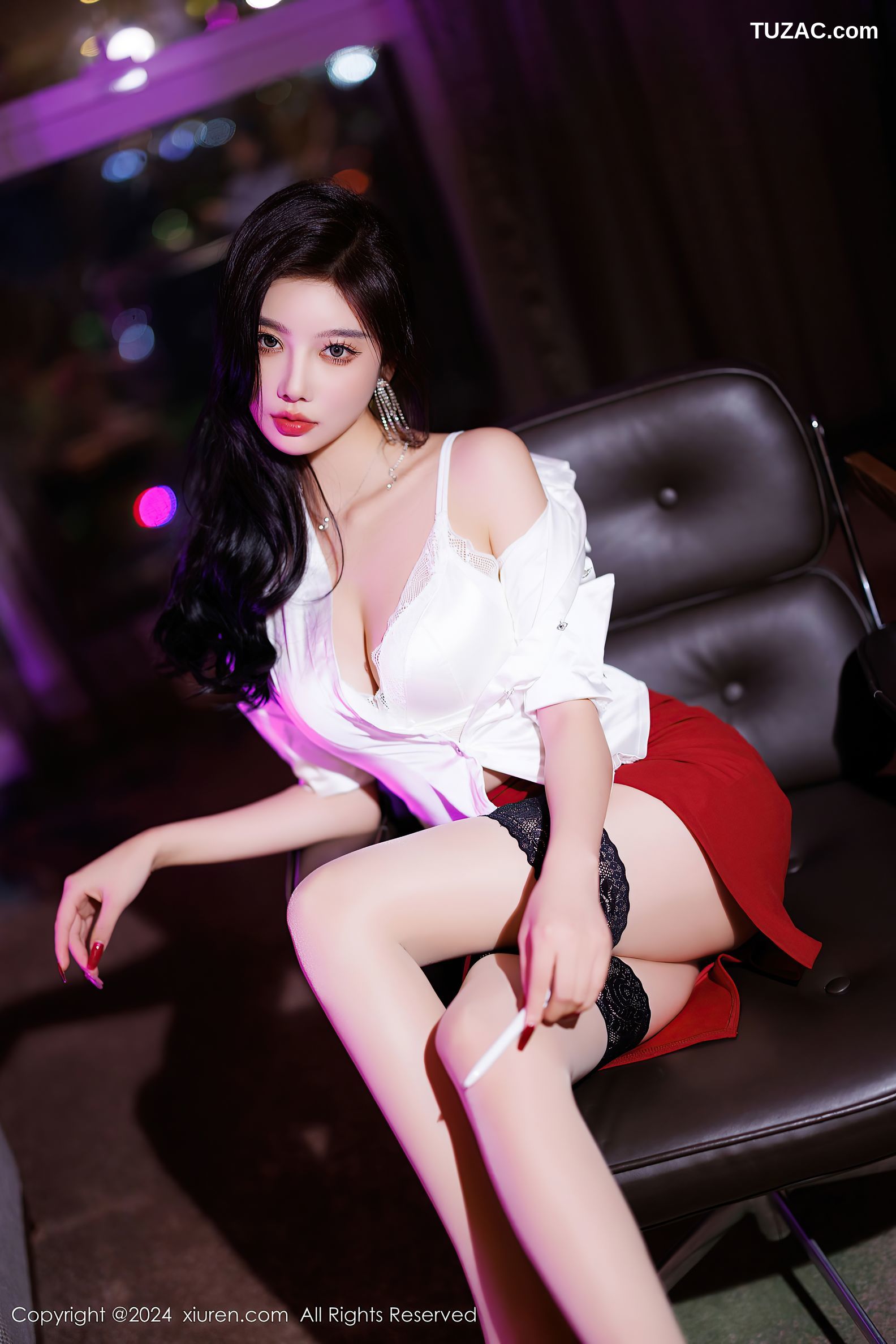 XiuRen秀人网-9565-杨晨晨Yome-白衬衫红色短裙OL美臀-2024.12.06